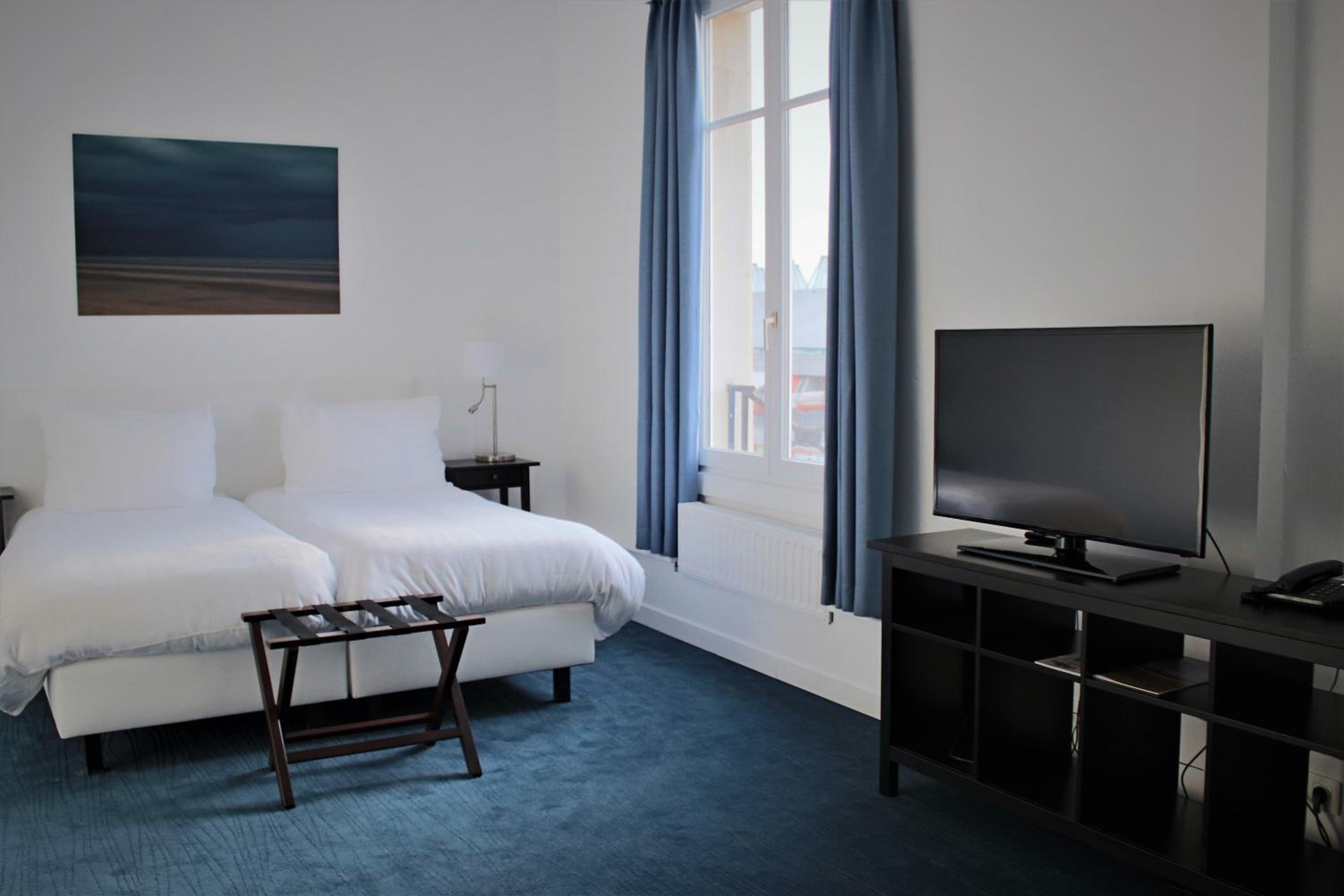 Classic Twin Room - Photo 6
