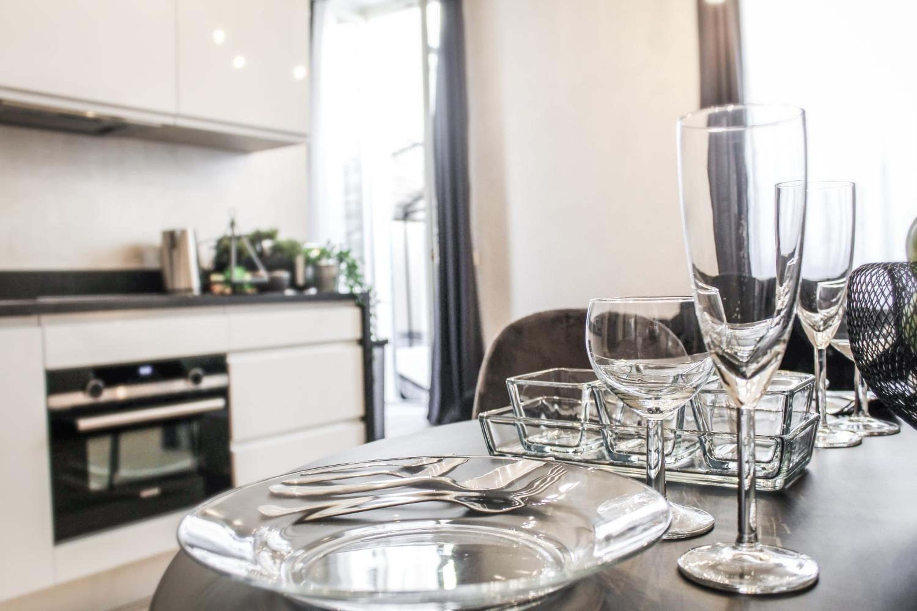 FLAUBERT - Two-Bedroom Apartment with Terrace and inflatable jacuzzi - Photo 4