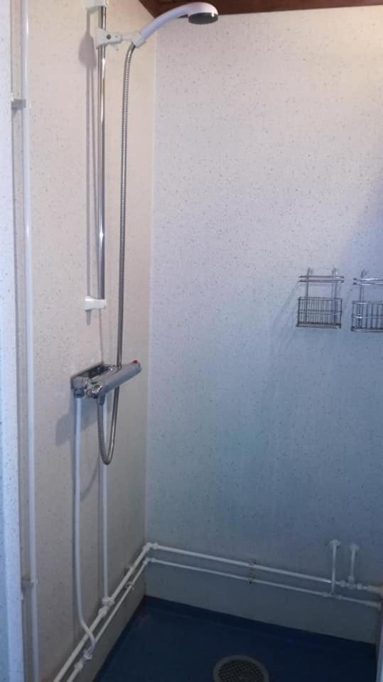 One-Bedroom House - Photo 7