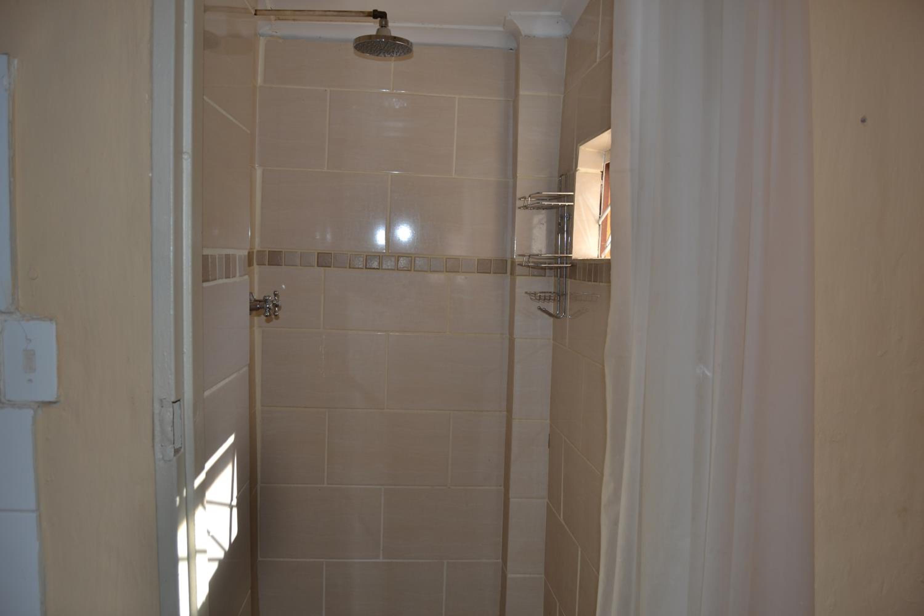 Two-Bedroom Apartment - Photo 4