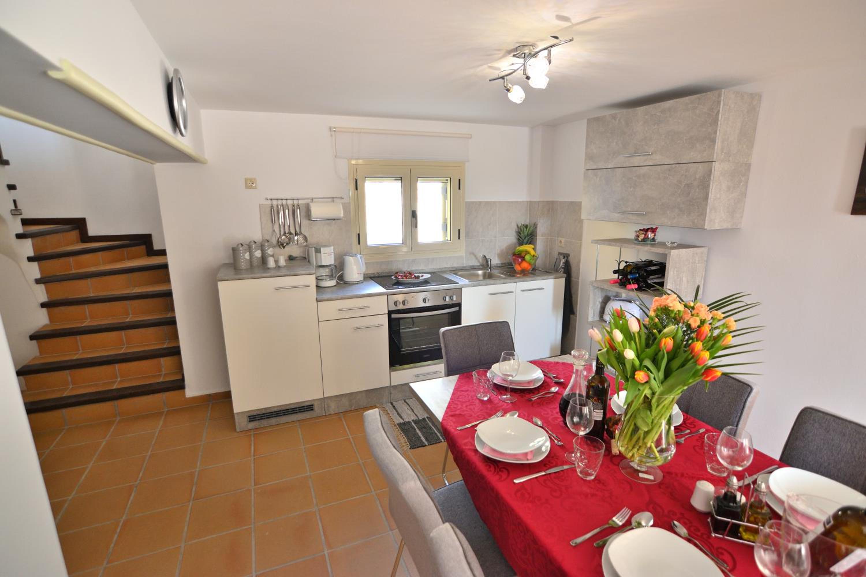 Two-Bedroom Apartment - Photo 3