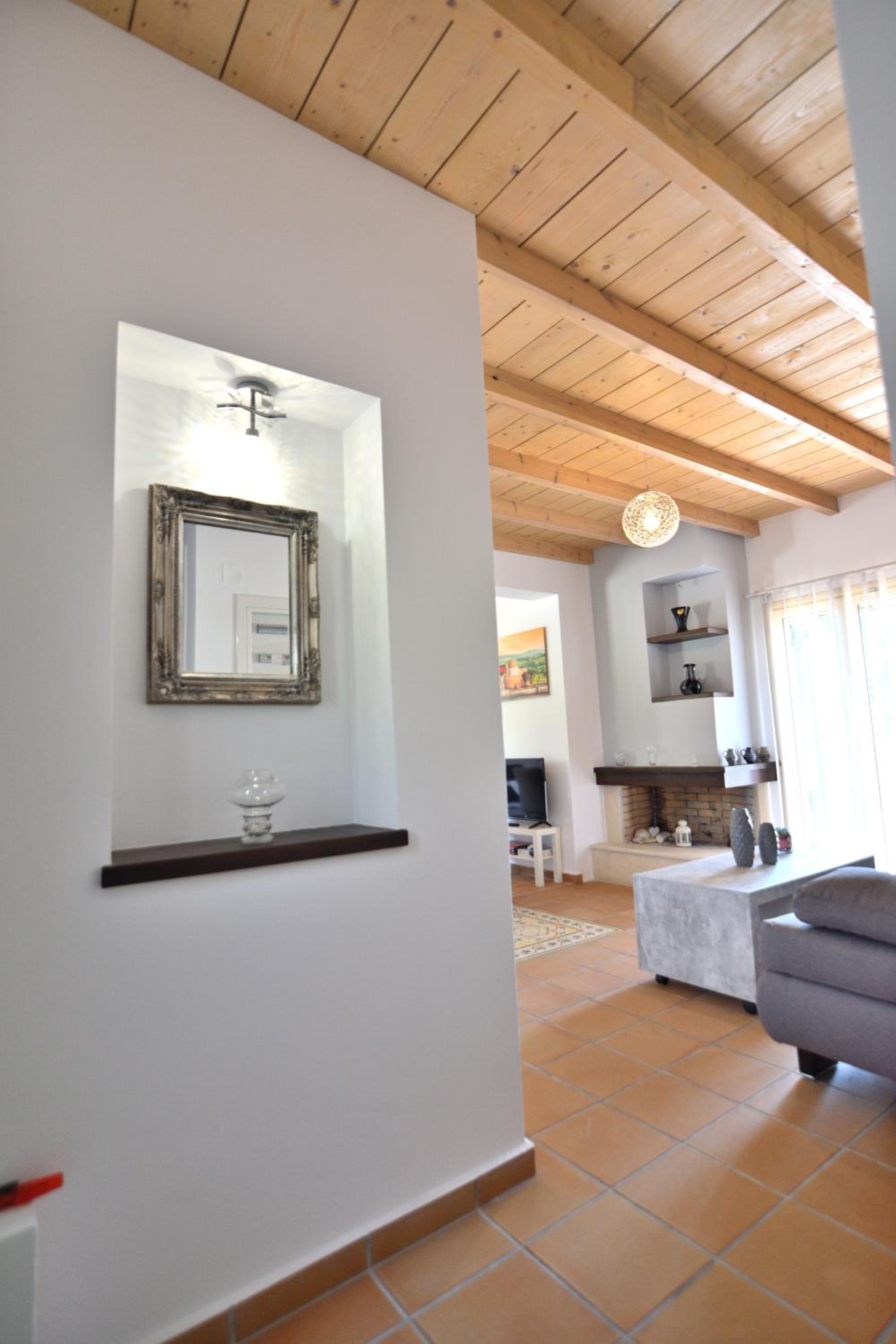 One-Bedroom Apartment - Photo 7