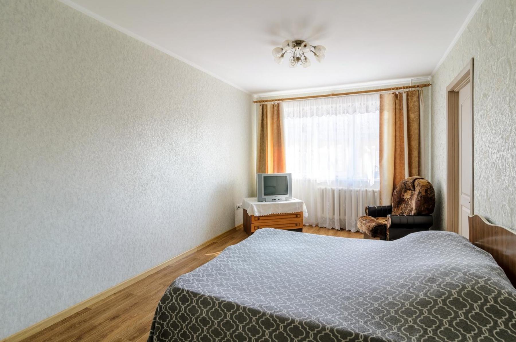 Apartment photo 2