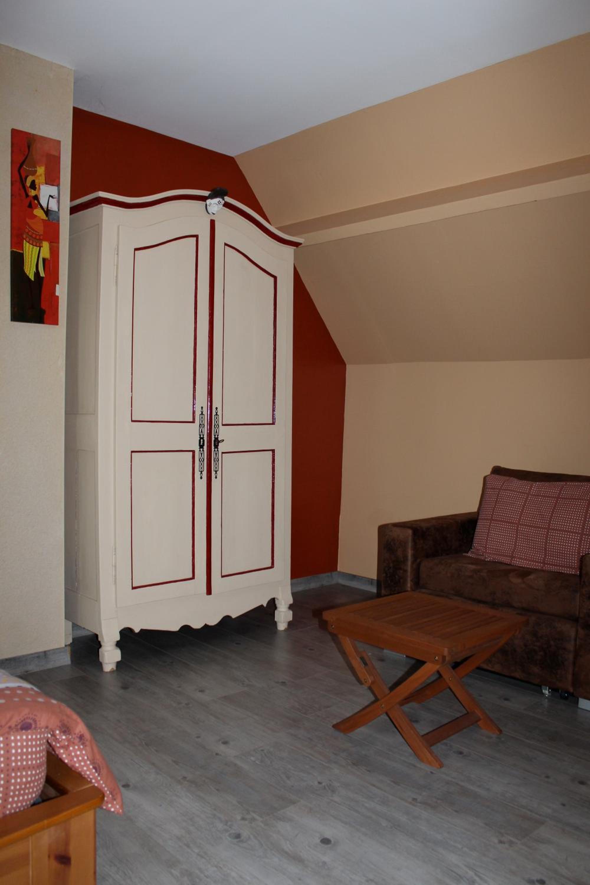 Deluxe Room (2 Adults + 1 Child) photo 3
