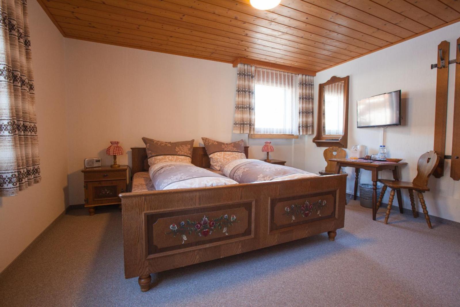 Standard Double Room - Photo 3