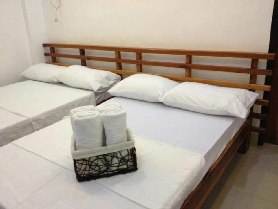Quadruple Room with Private Bathroom - Photo 5