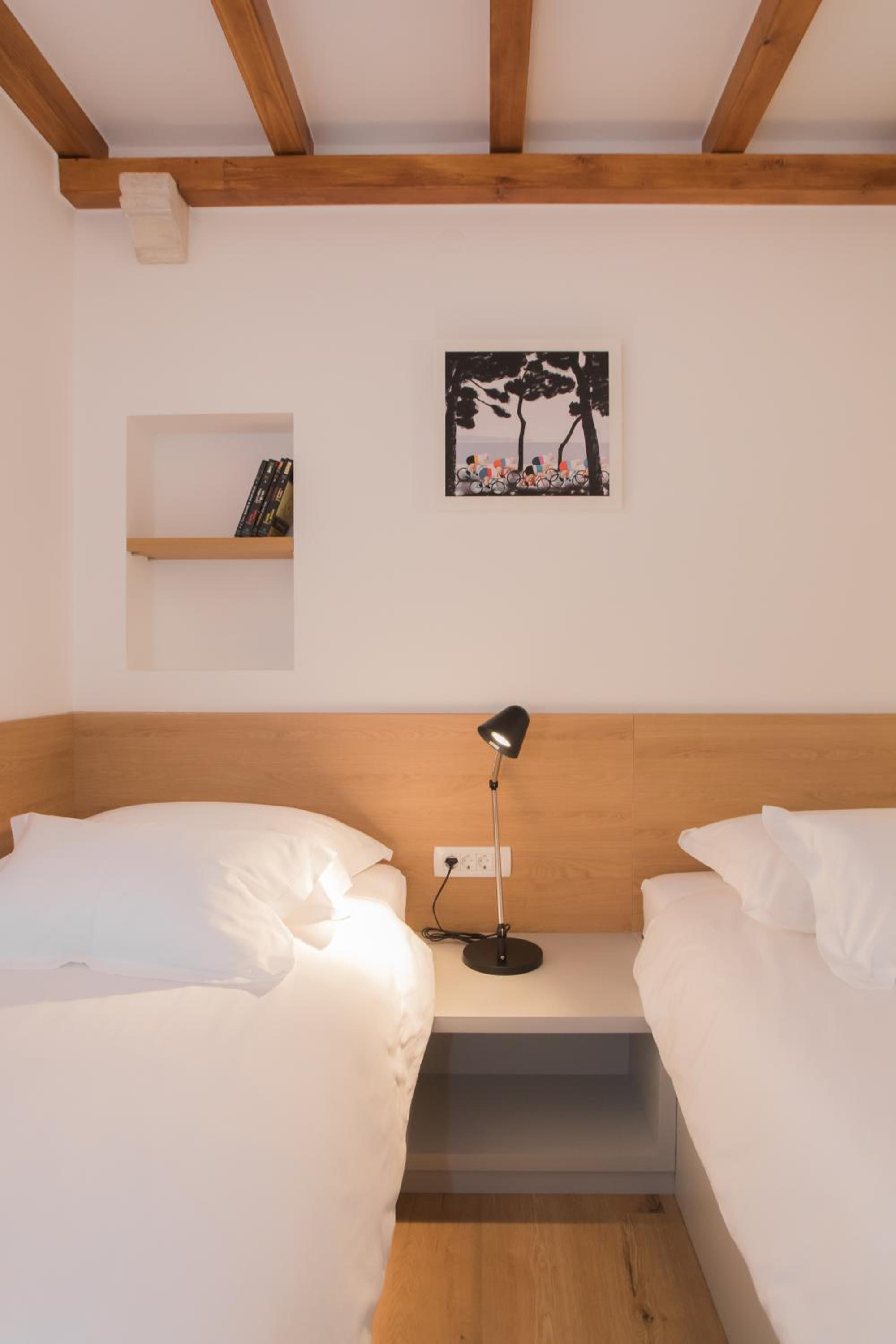 Deluxe Twin Room photo 3