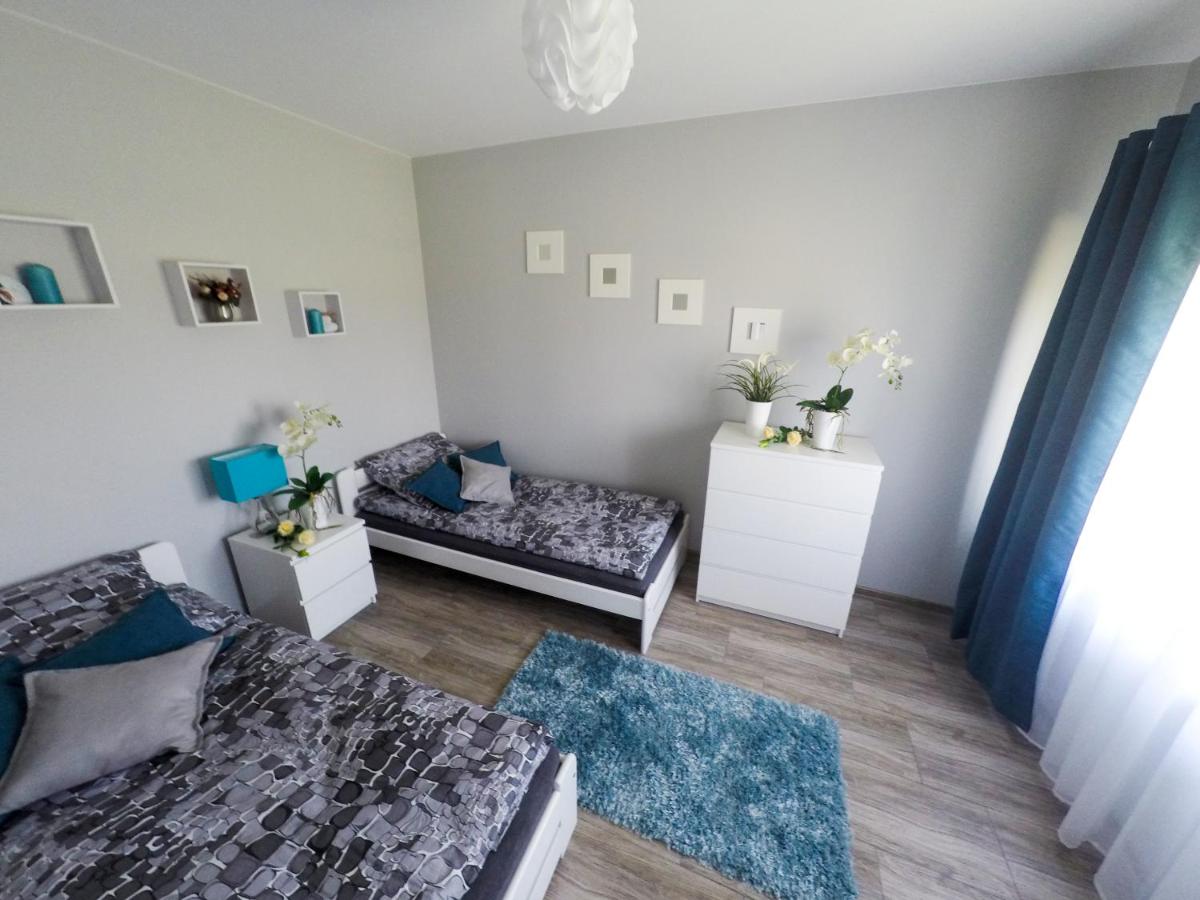 One-Bedroom House - Photo 4