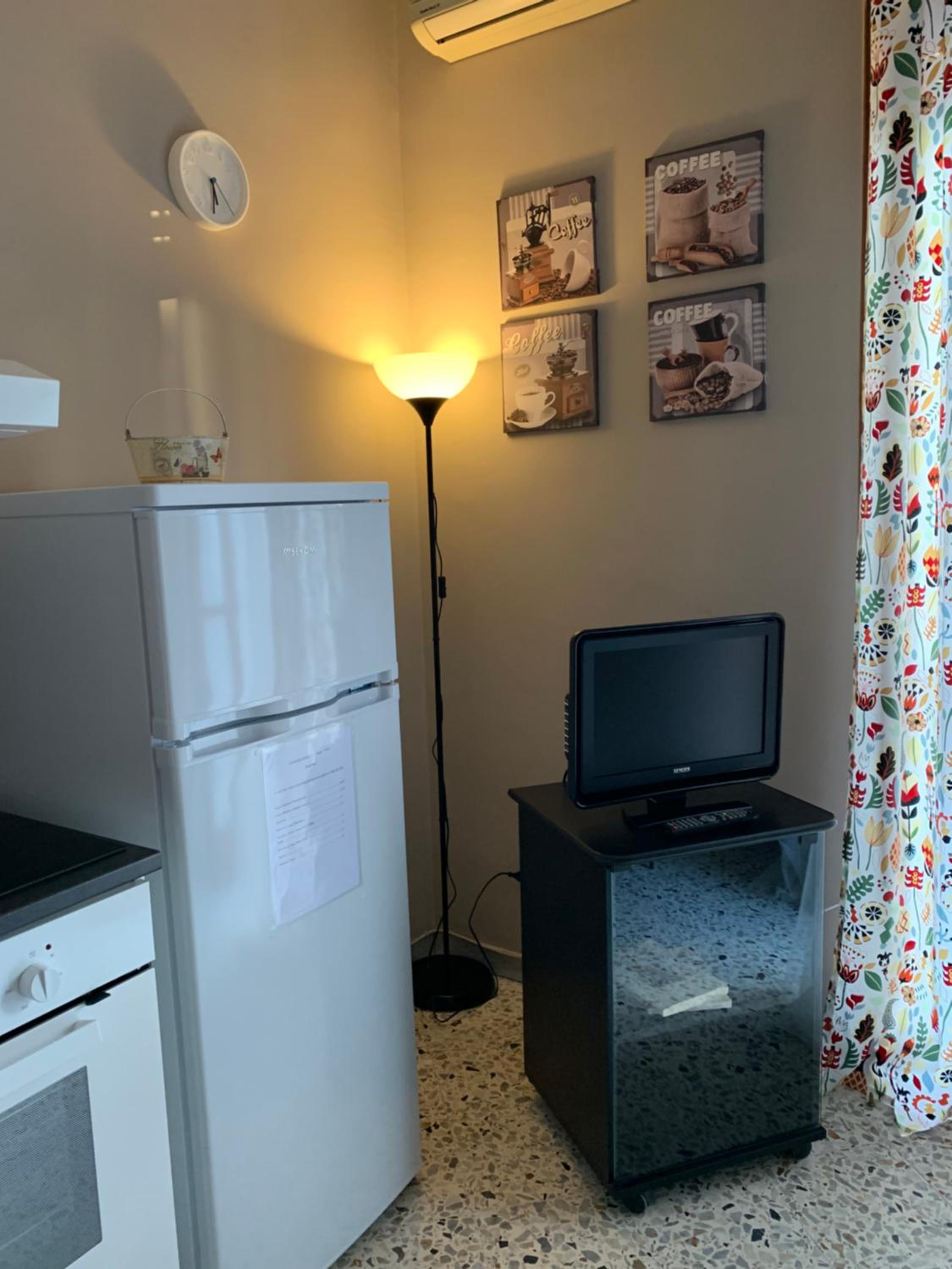 One-Bedroom Apartment - Photo 49