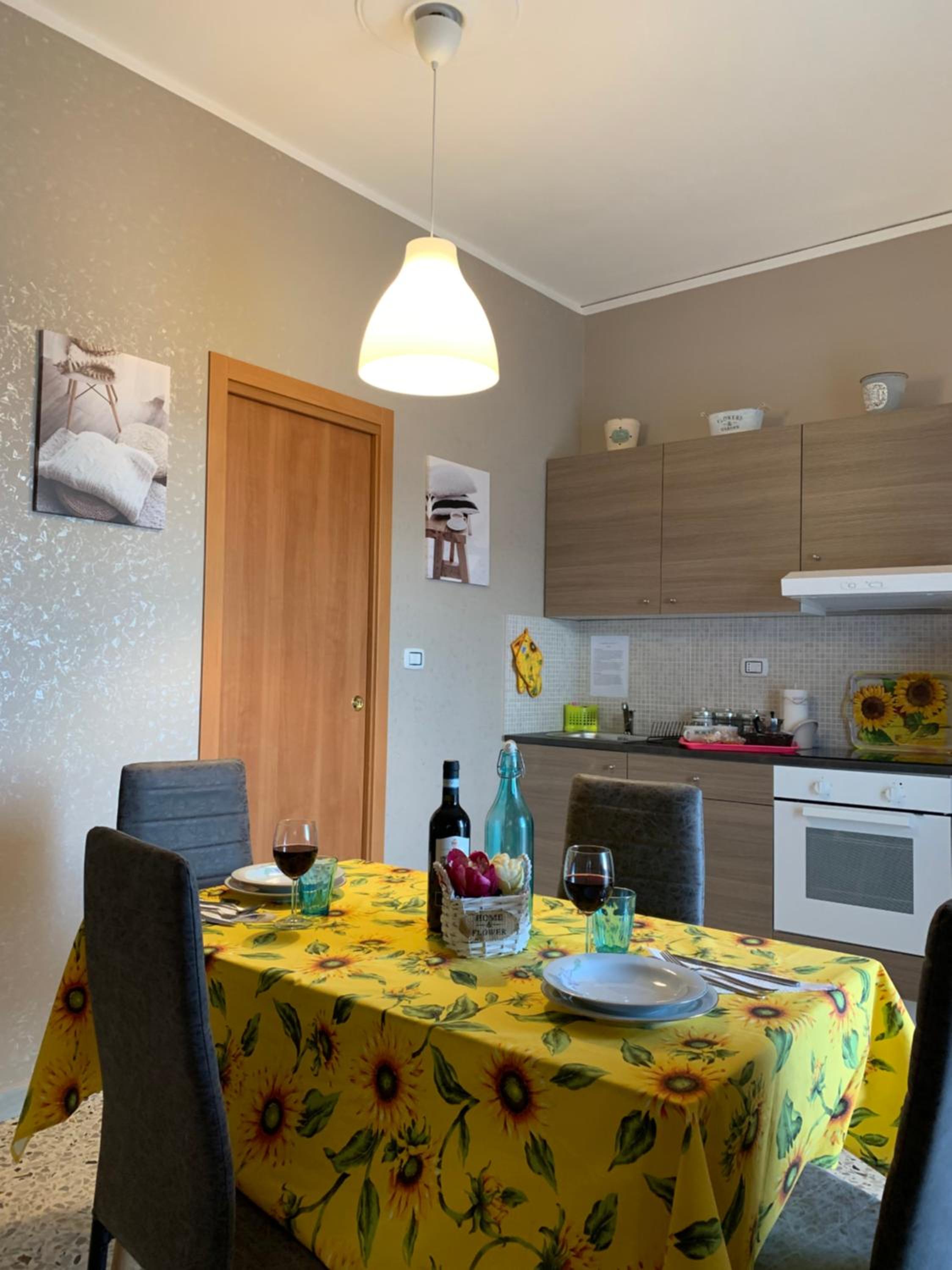One-Bedroom Apartment - Photo 42