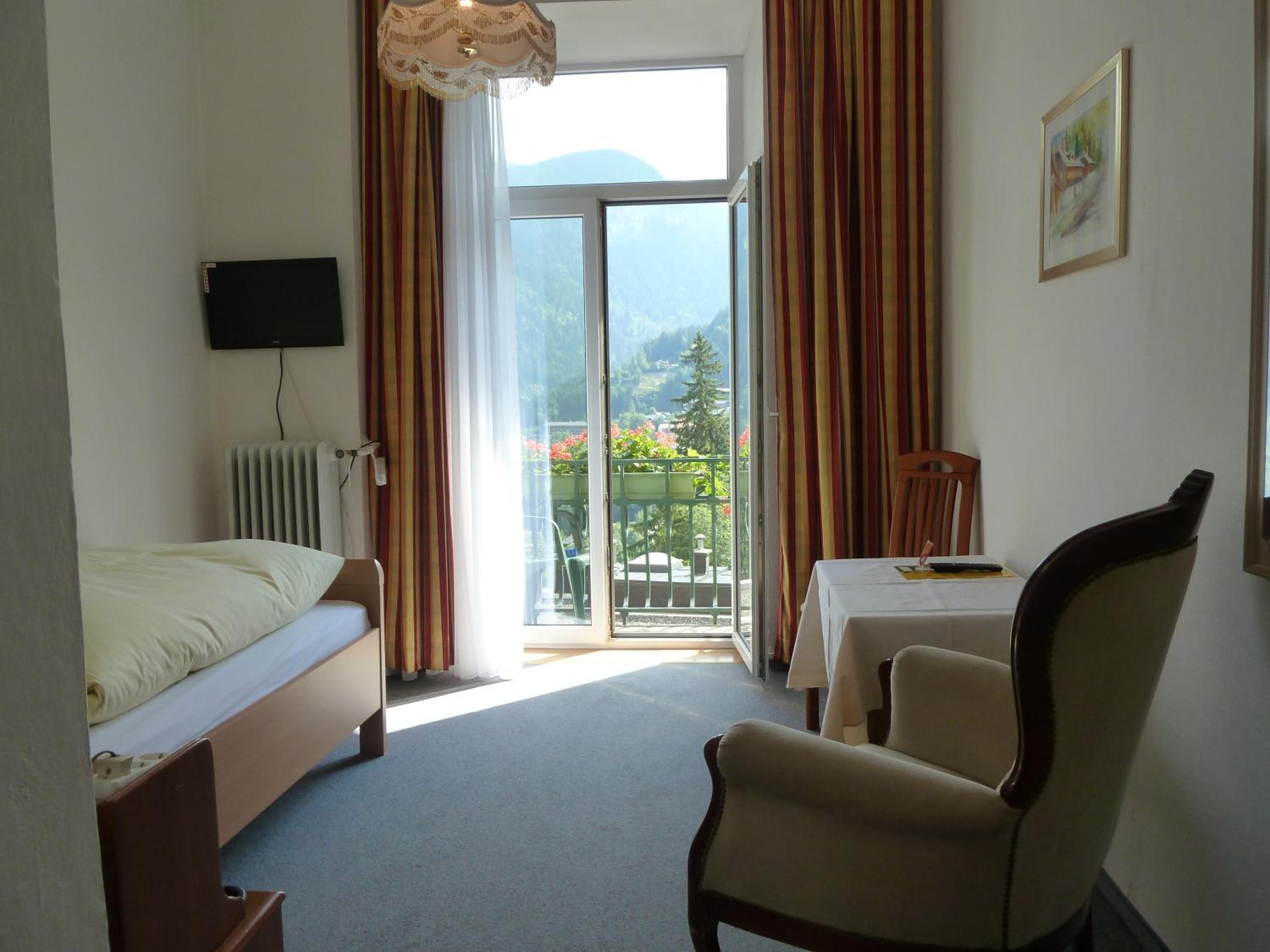 Single Room with Balcony photo 3