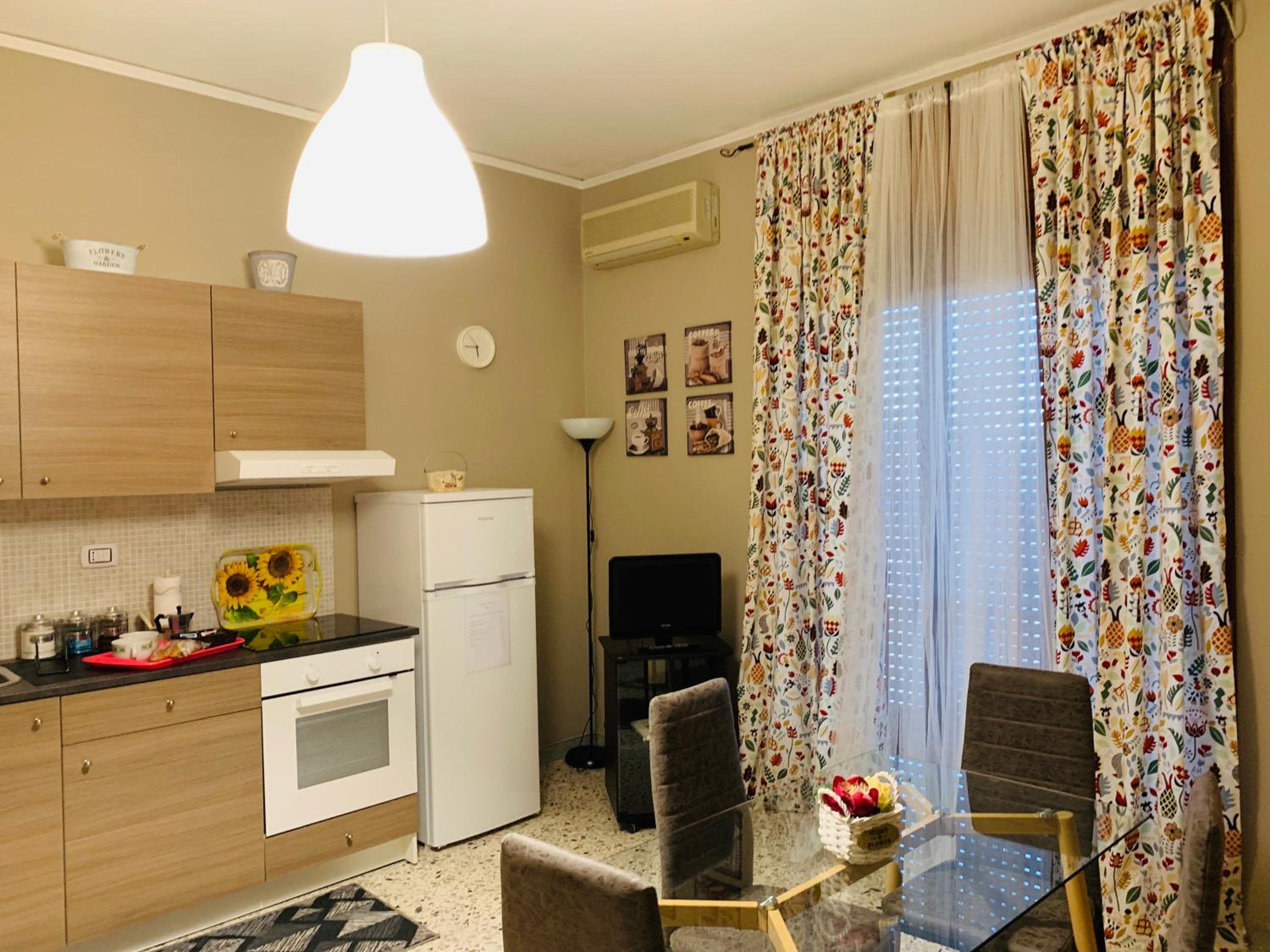 One-Bedroom Apartment - Photo 17