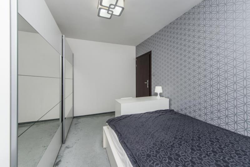 One-Bedroom Apartment - Photo 5