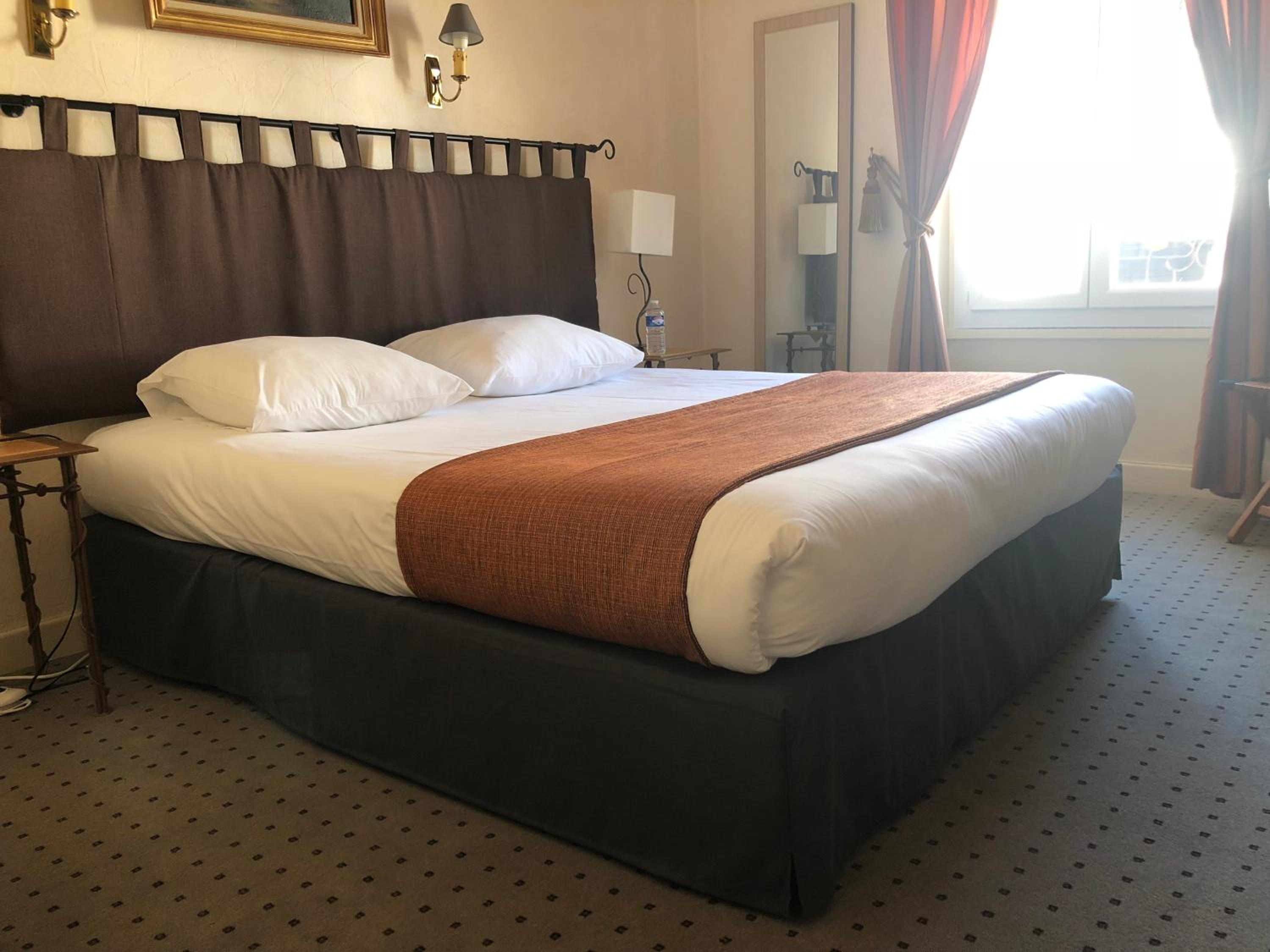 Double Room - Photo 2