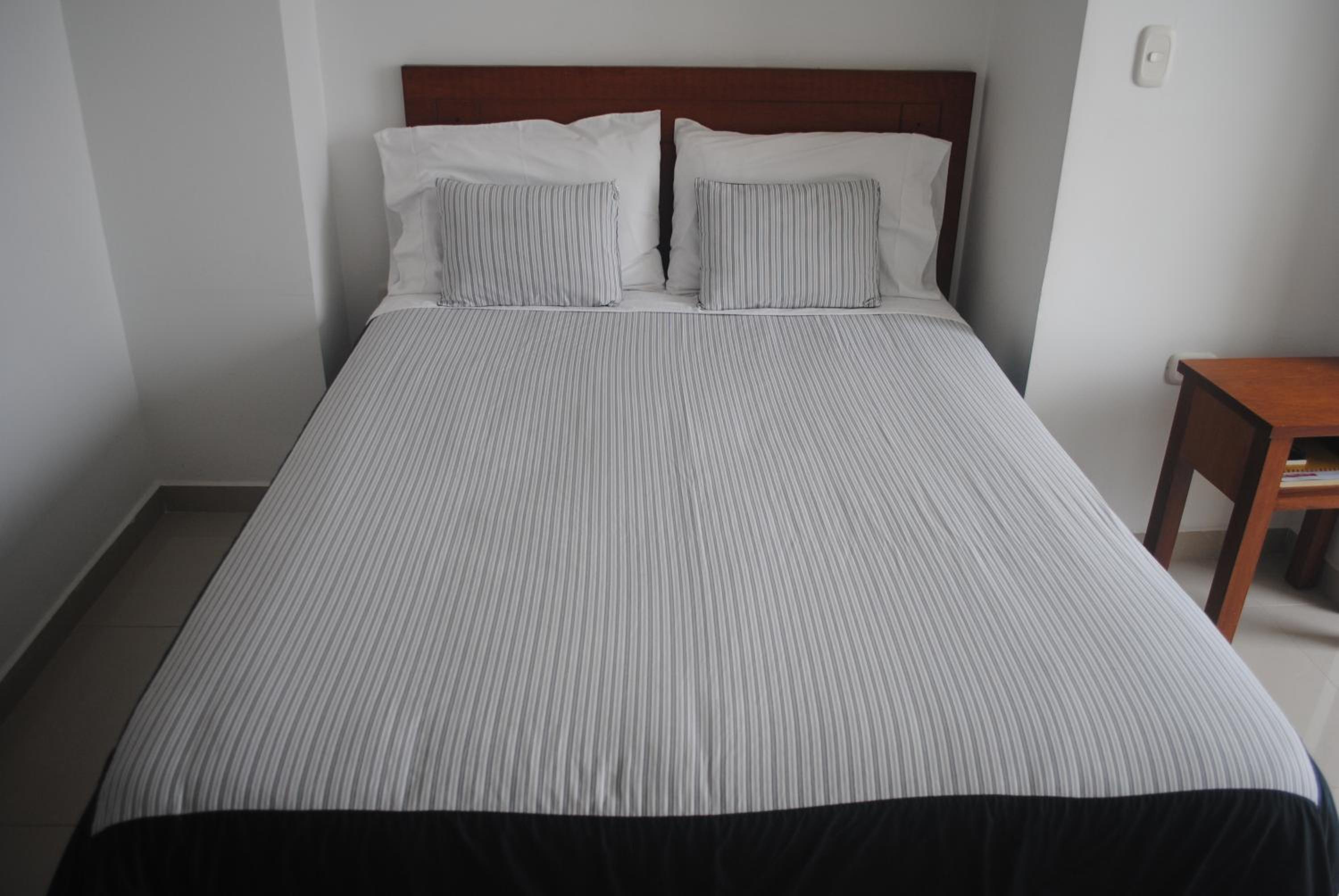 Standard Single Room photo 2