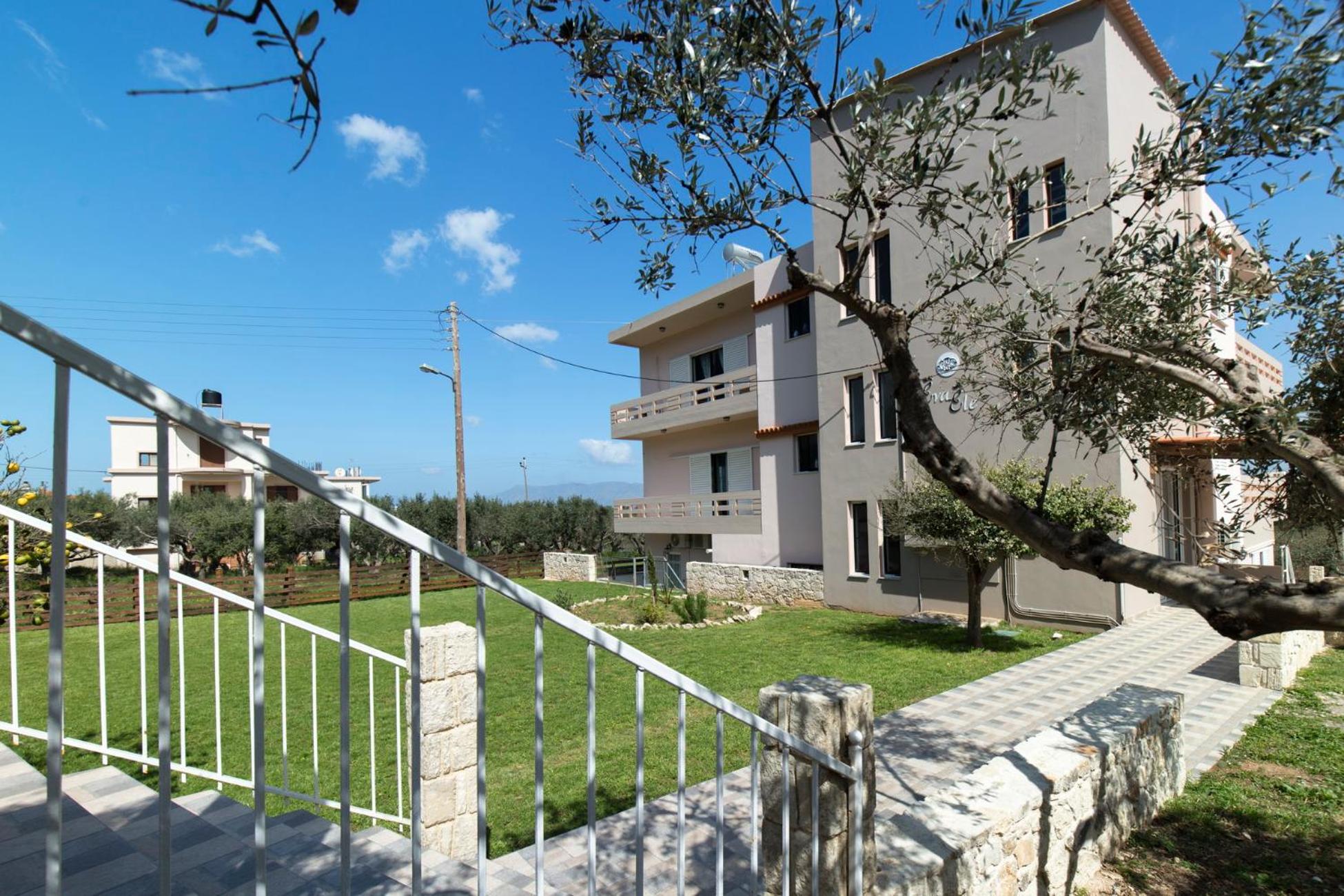 Apartment - Ground Floor photo 2