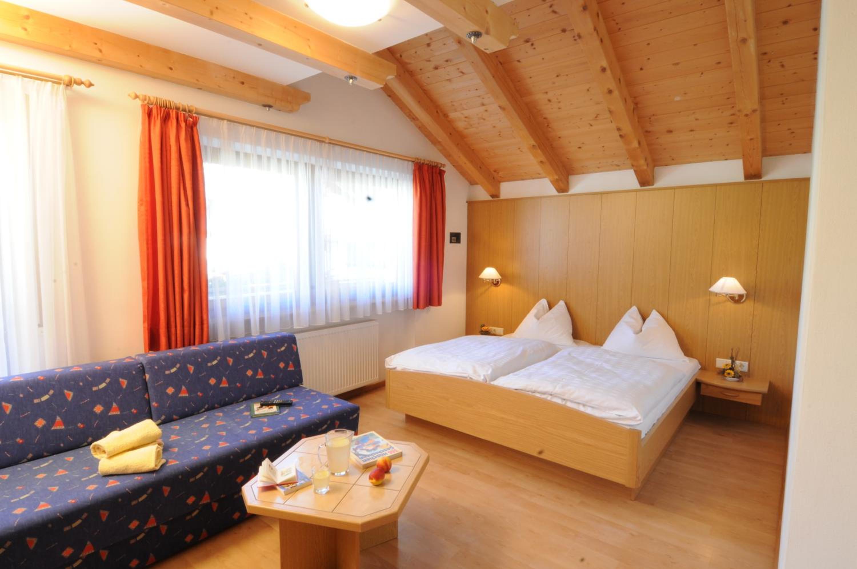 Double Room - Mountain View
