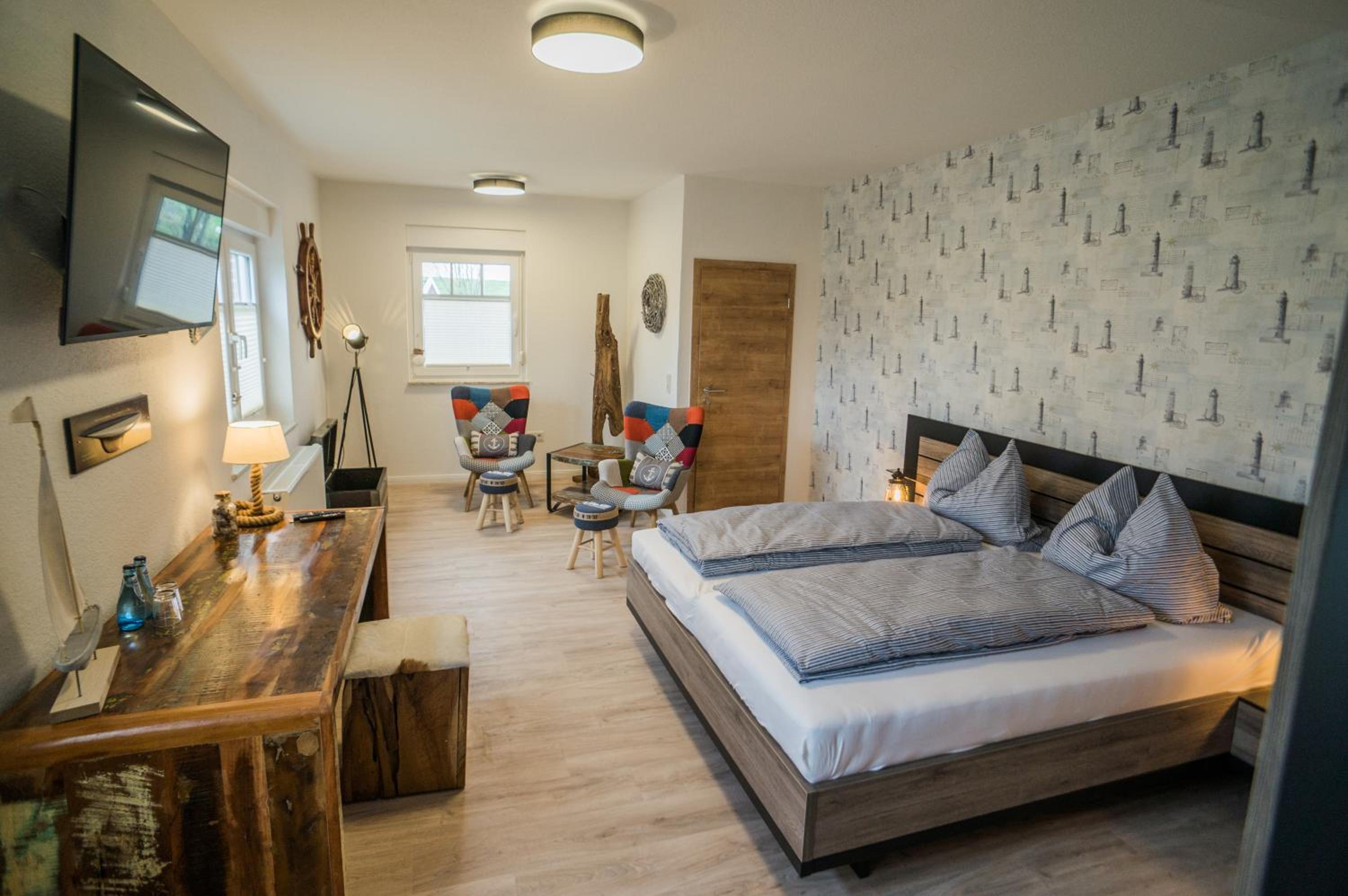 Deluxe Double Room on ground floor in Annex at the lake