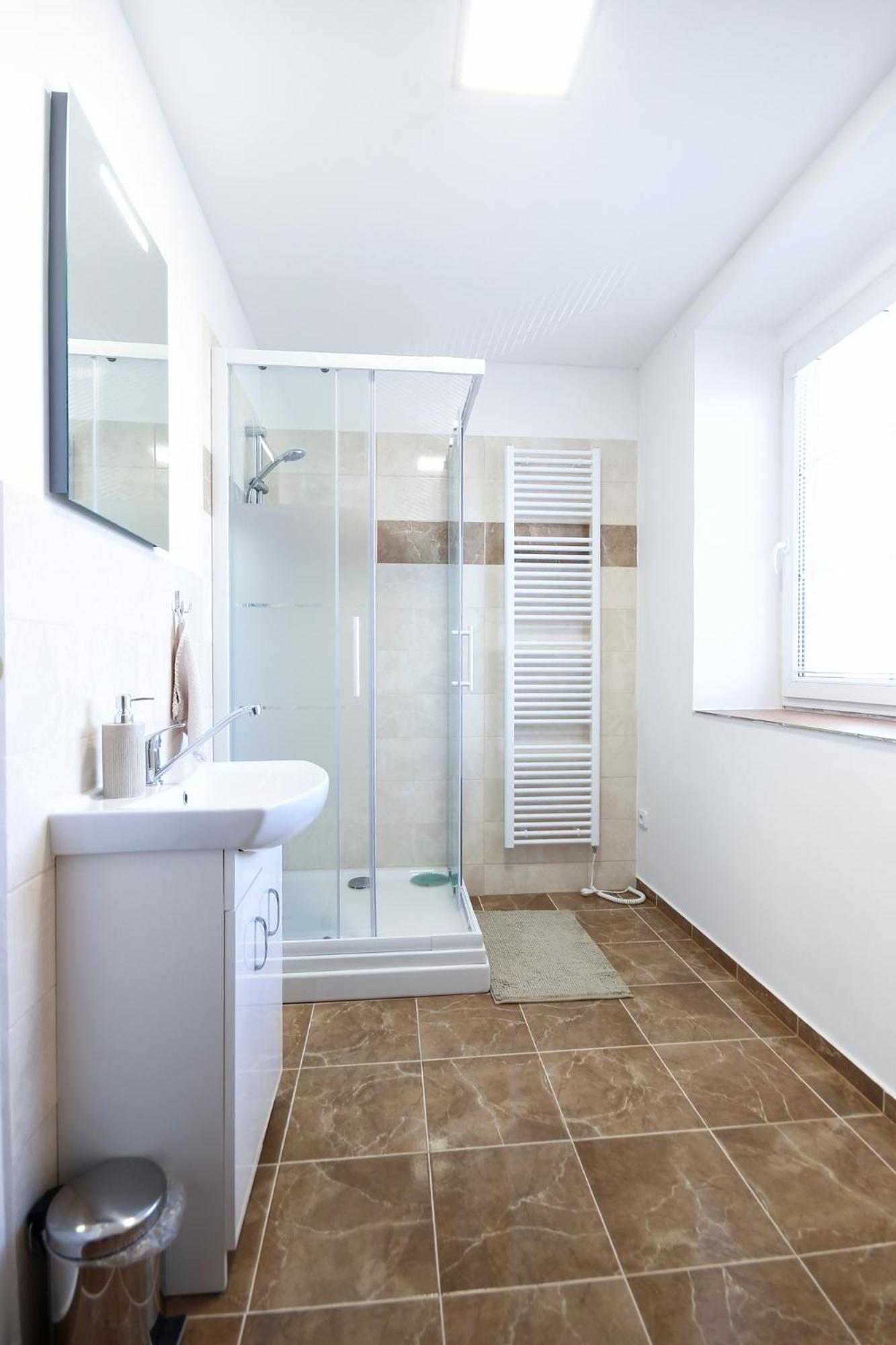 Triple Room with Private Bathroom photo 1