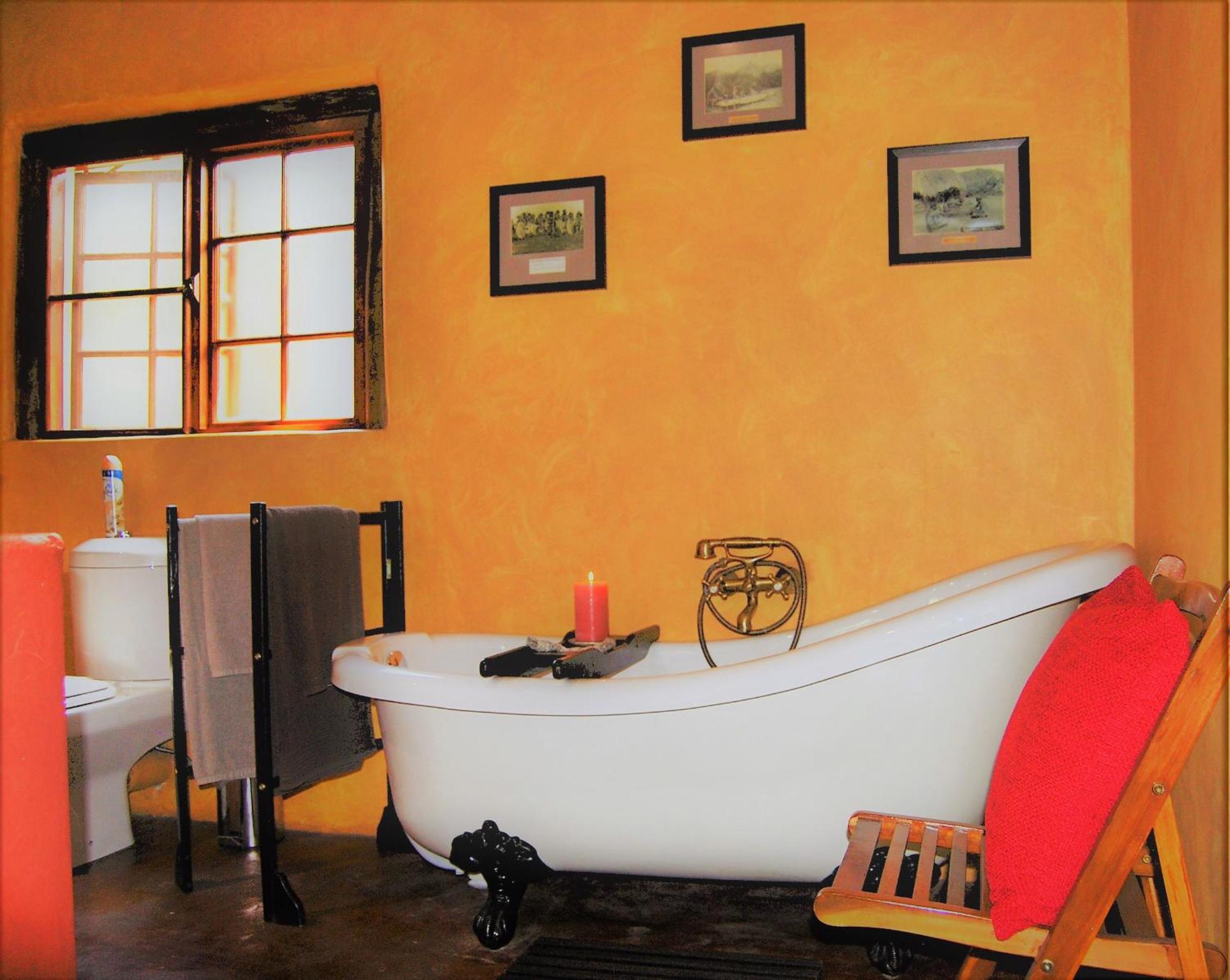 Luxury Suite - Photo 4