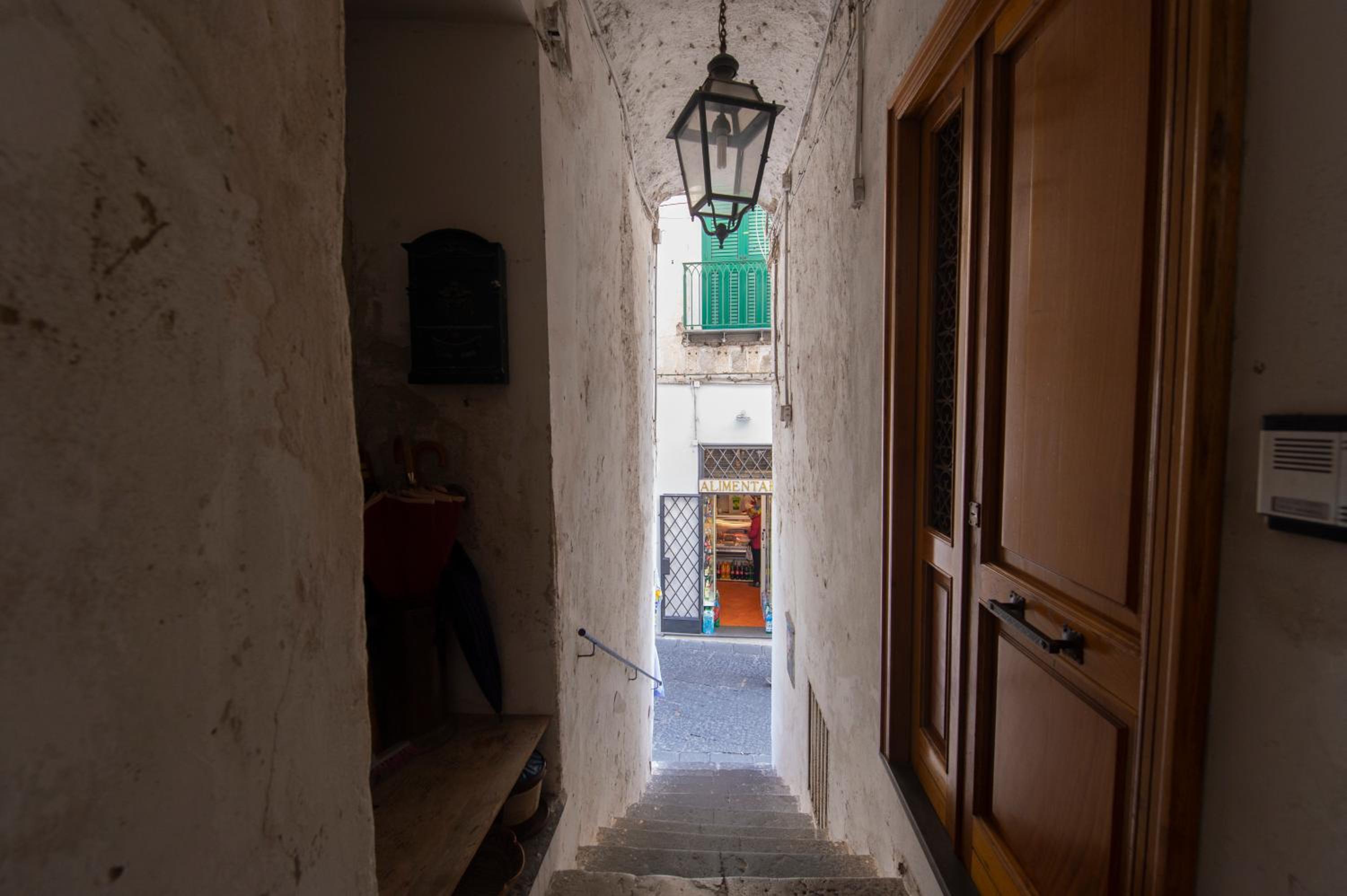 One-Bedroom Apartment with Balcony photo 2