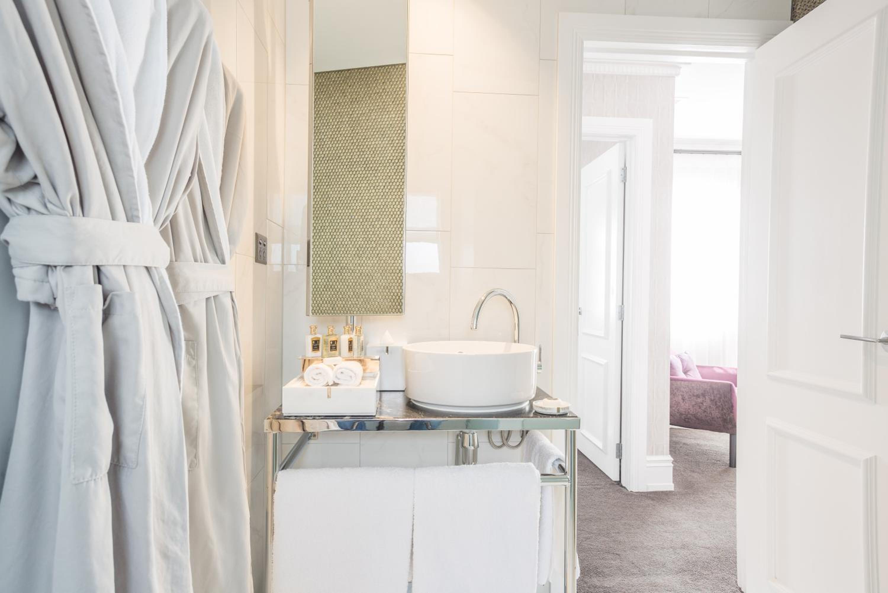 The Windsor Two Bedroom Suite with Two King Beds - High  Floor