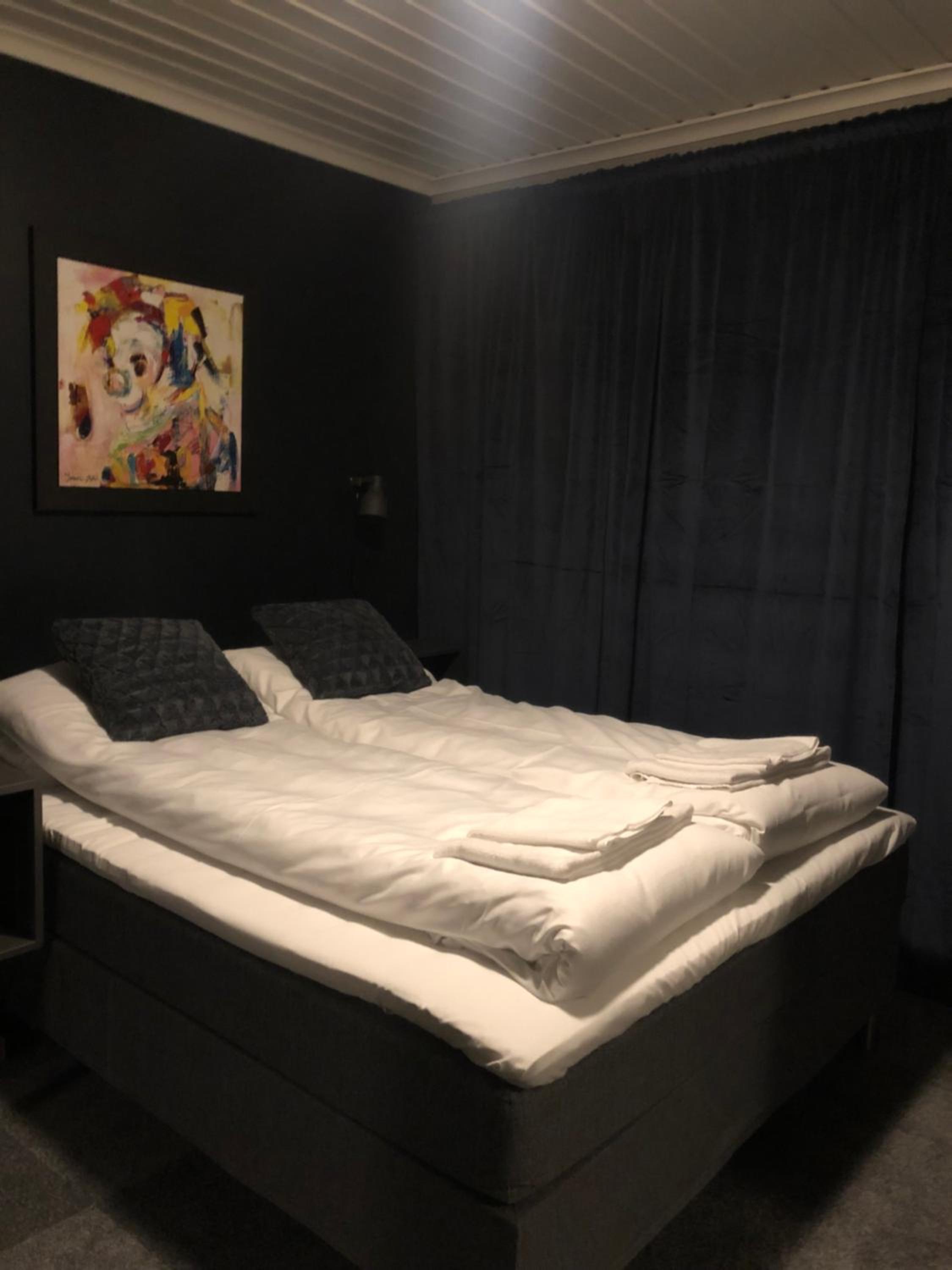 Double Room - Photo 8