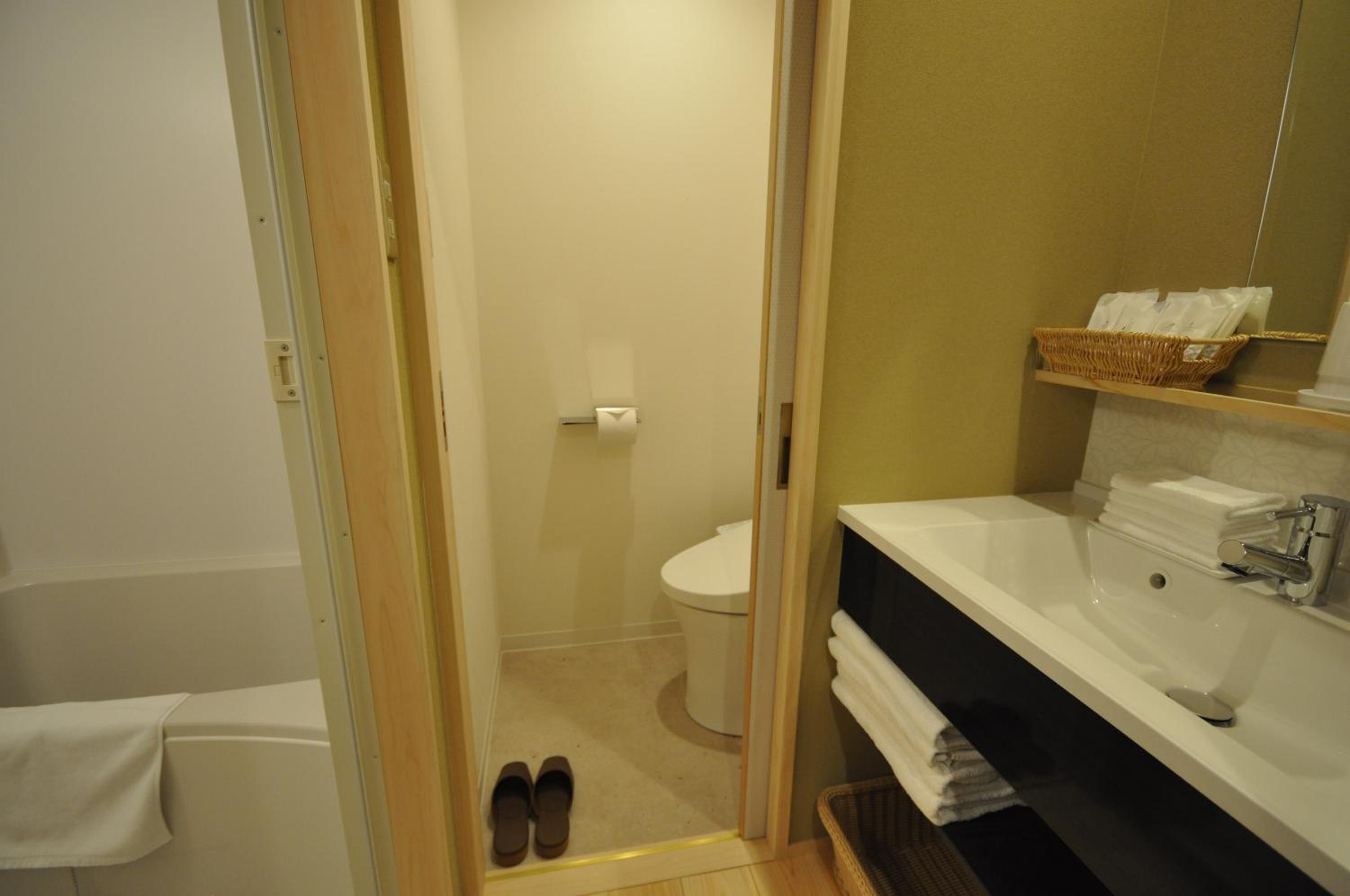 Japanese-Style Superior Room - Photo 7