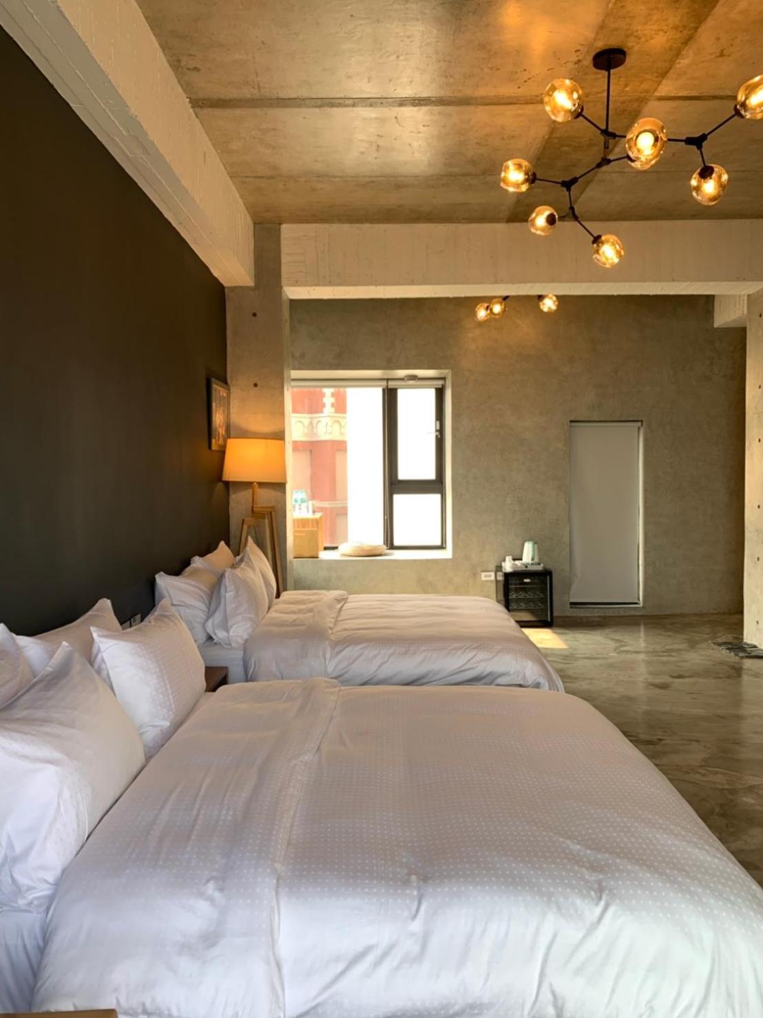 Quadruple Room with Sea View - Photo 16
