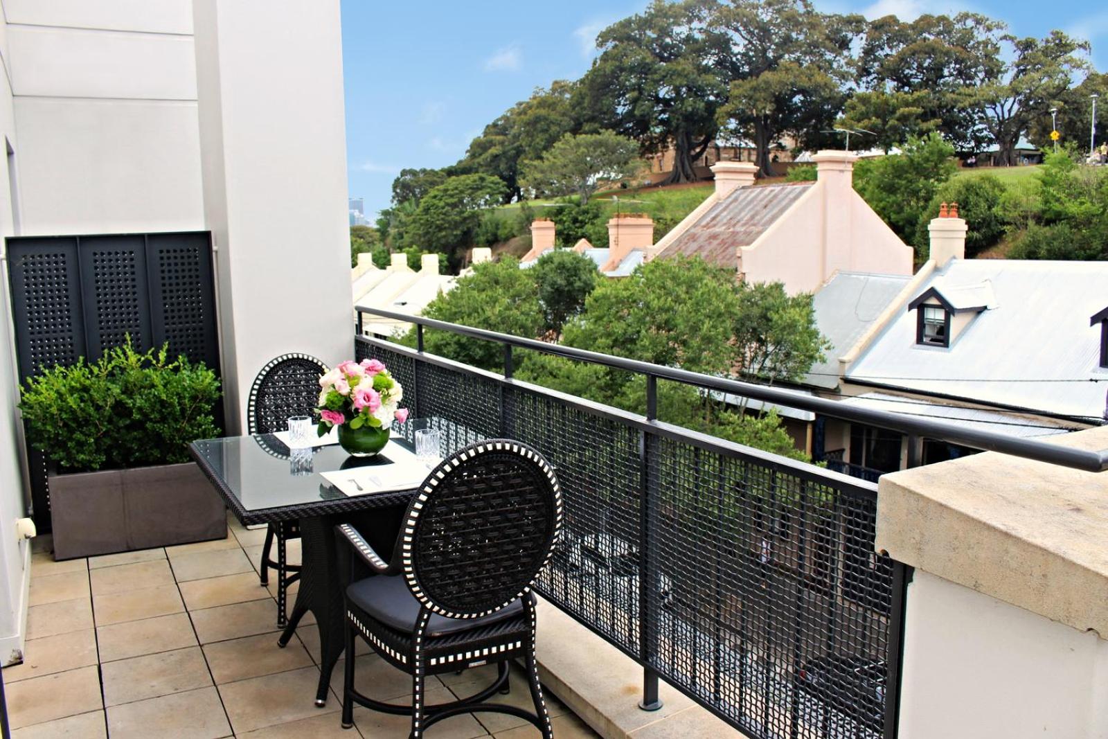 Premier City Terrace