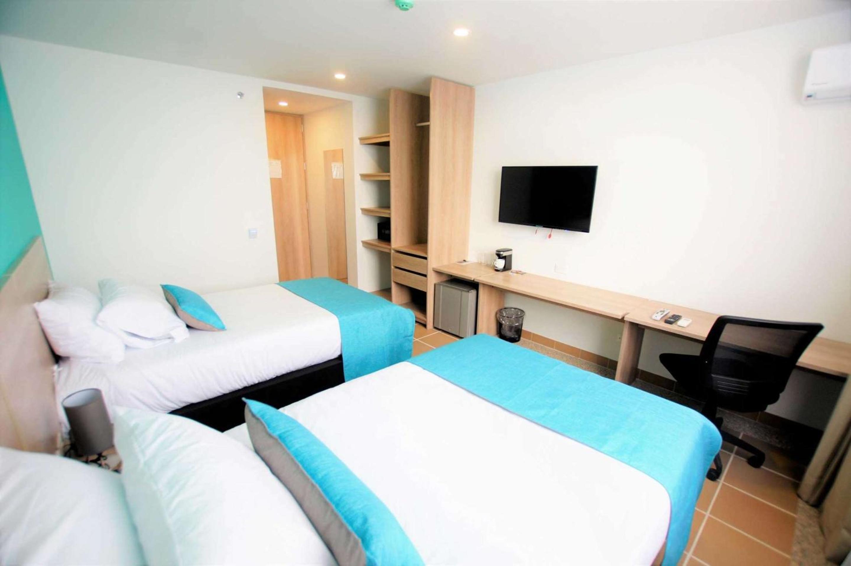 Standard Twin Room