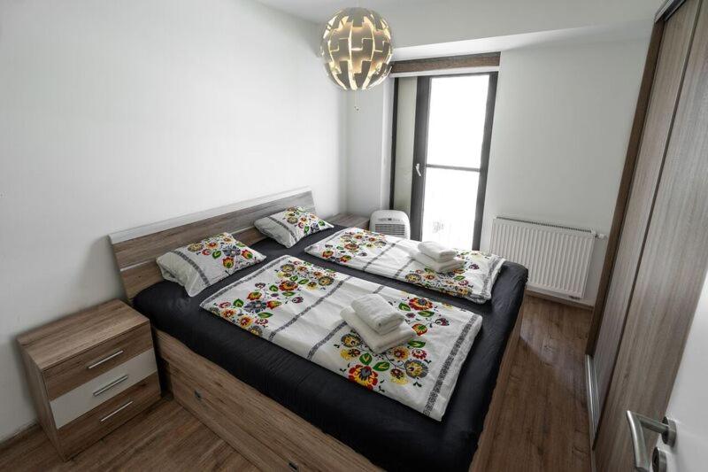 Two-Bedroom Apartment - Photo 21
