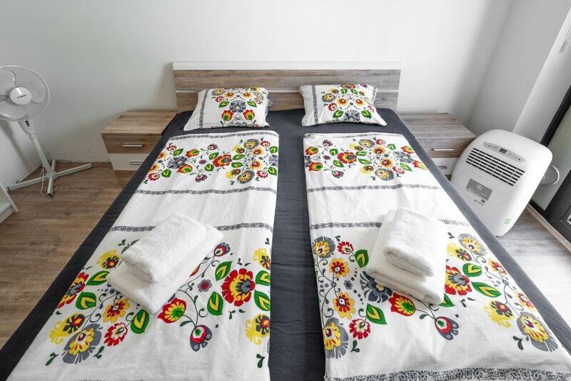 Two-Bedroom Apartment - Photo 27