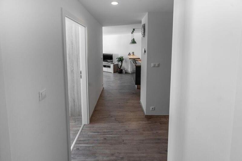 Two-Bedroom Apartment - Photo 6