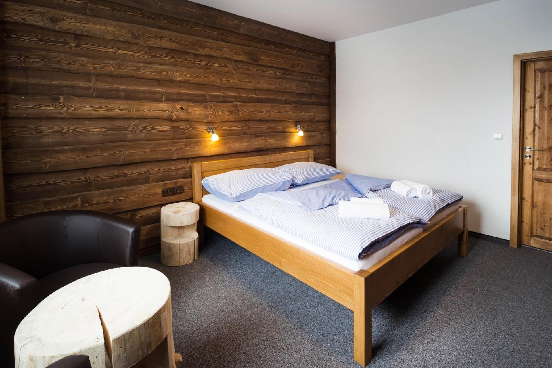 Deluxe Double Room with Balcony photo 2
