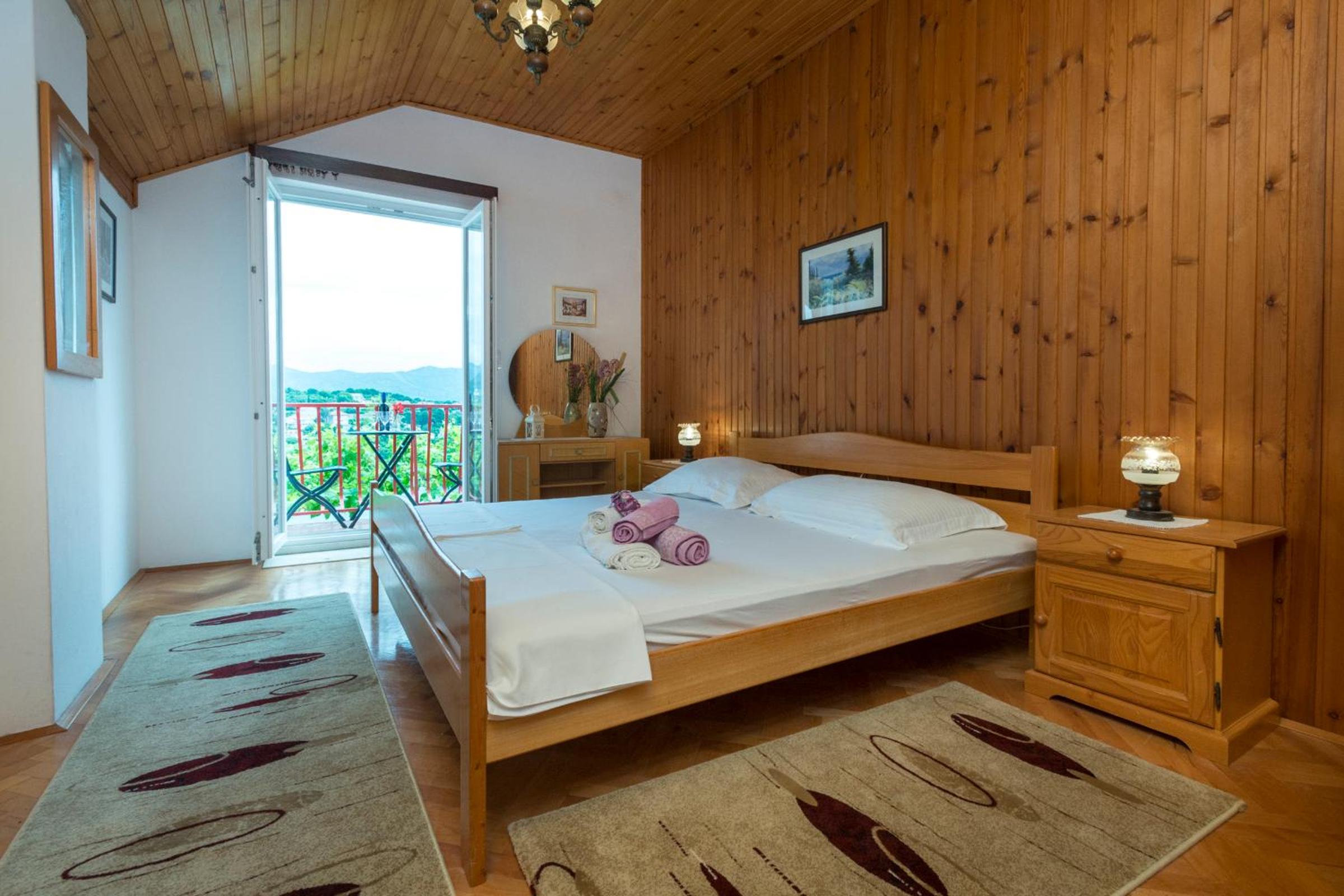 Two-Bedroom Apartment With Terrace And Garden View photo 1