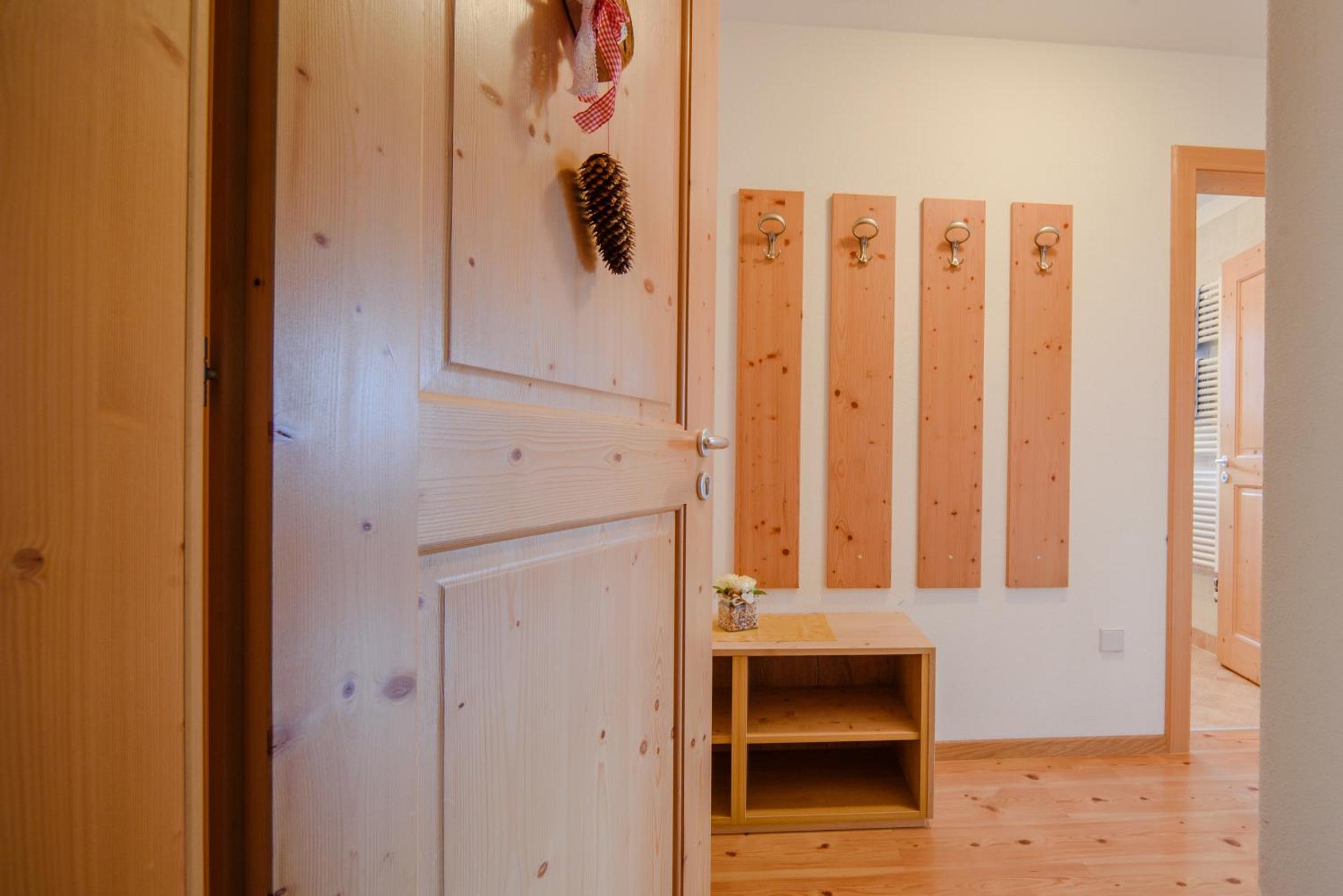 One-Bedroom Apartment with Mountain View photo 1
