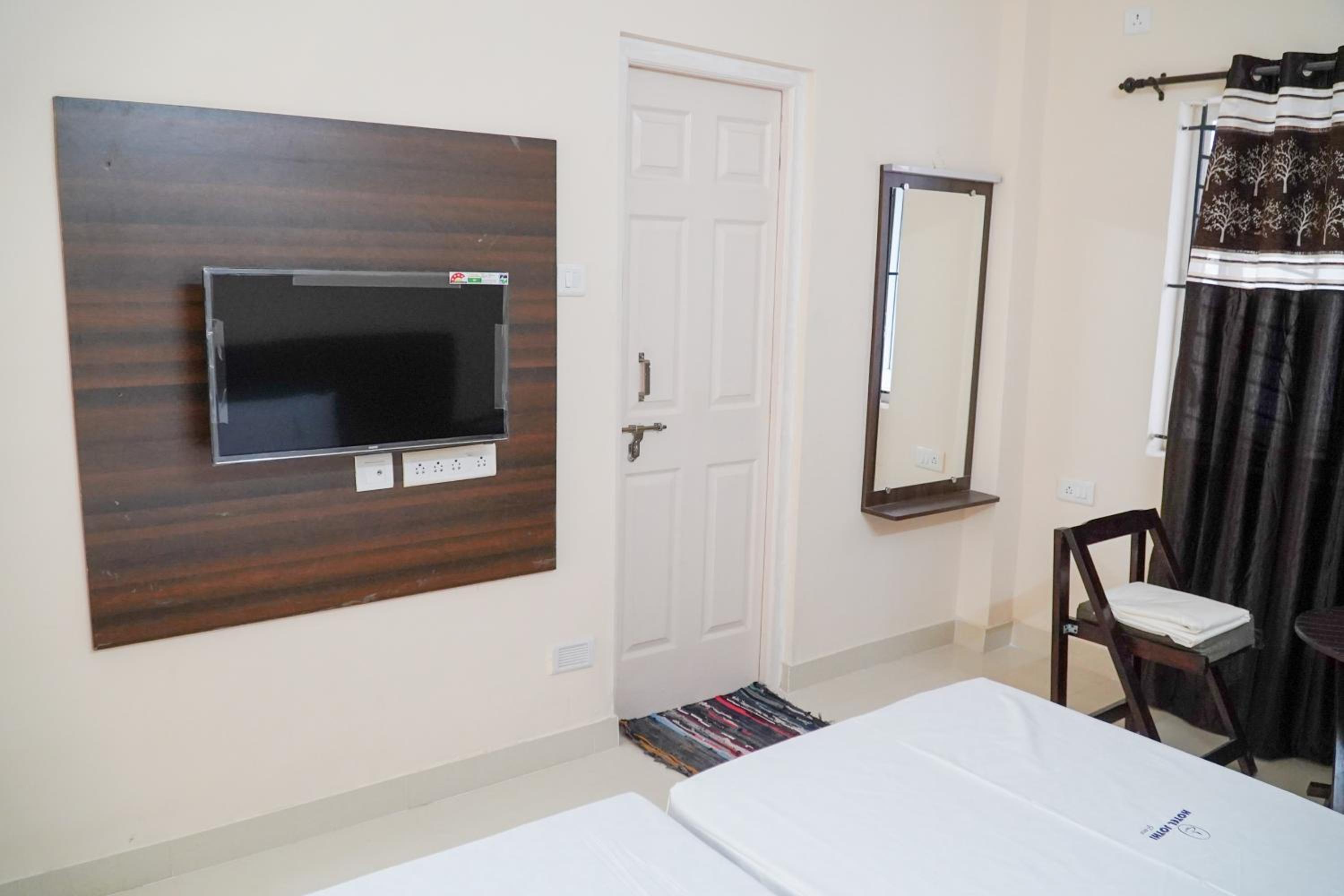 Comfort Triple Room photo 2