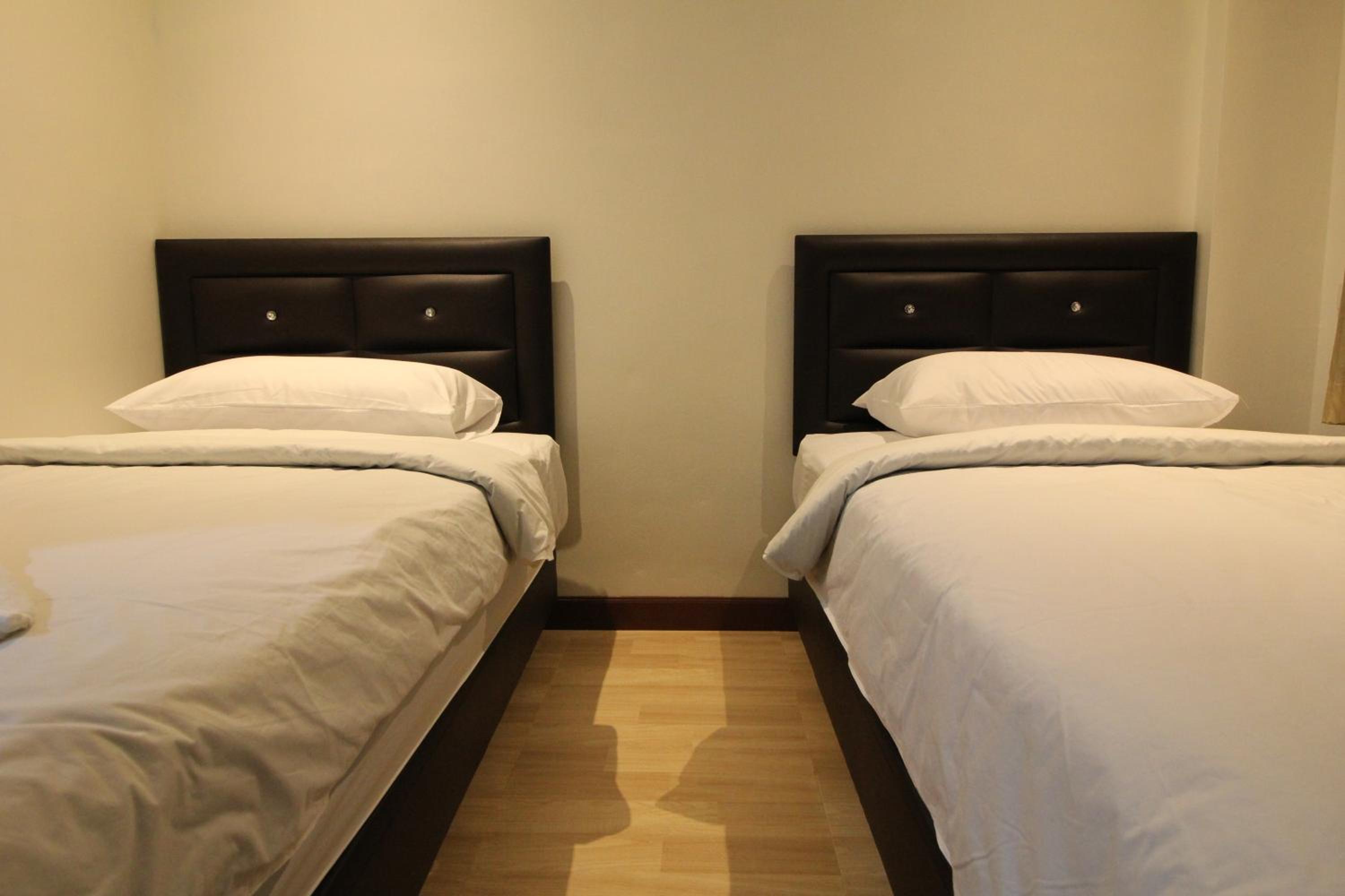 Deluxe Twin Room photo 2