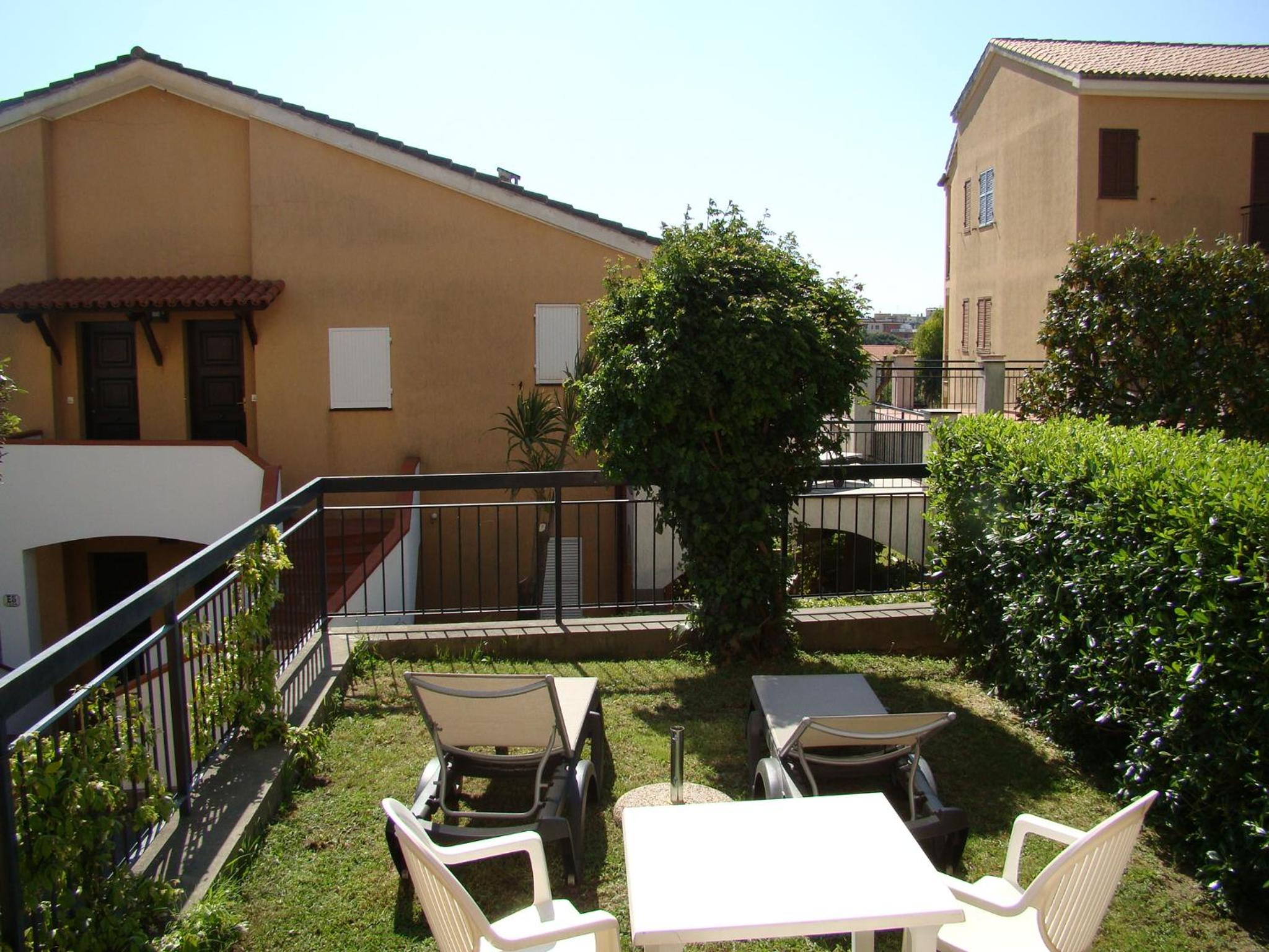 Studio with Garden View photo 2
