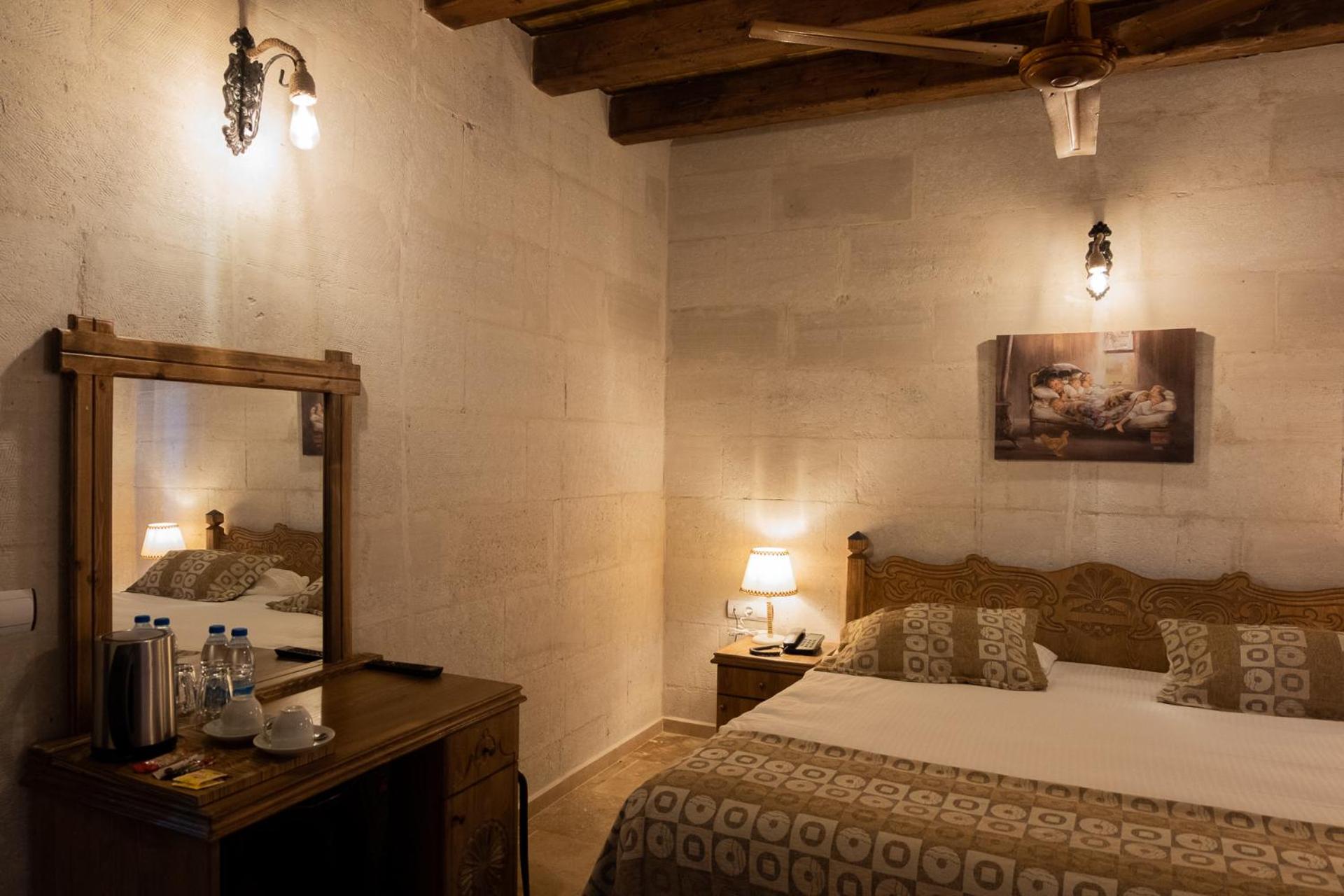 Superior Double Room - Photo 1