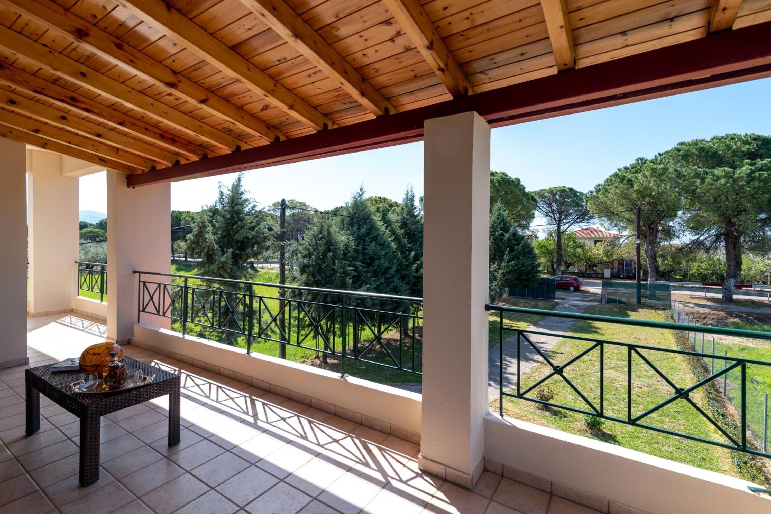 Three-Bedroom Villa photo 3