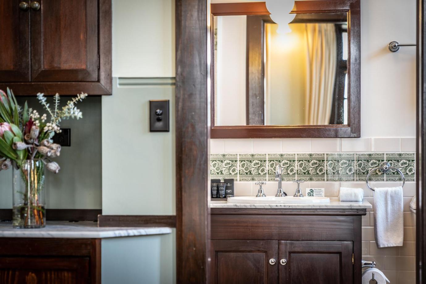 King Room with Spa Bath photo 2