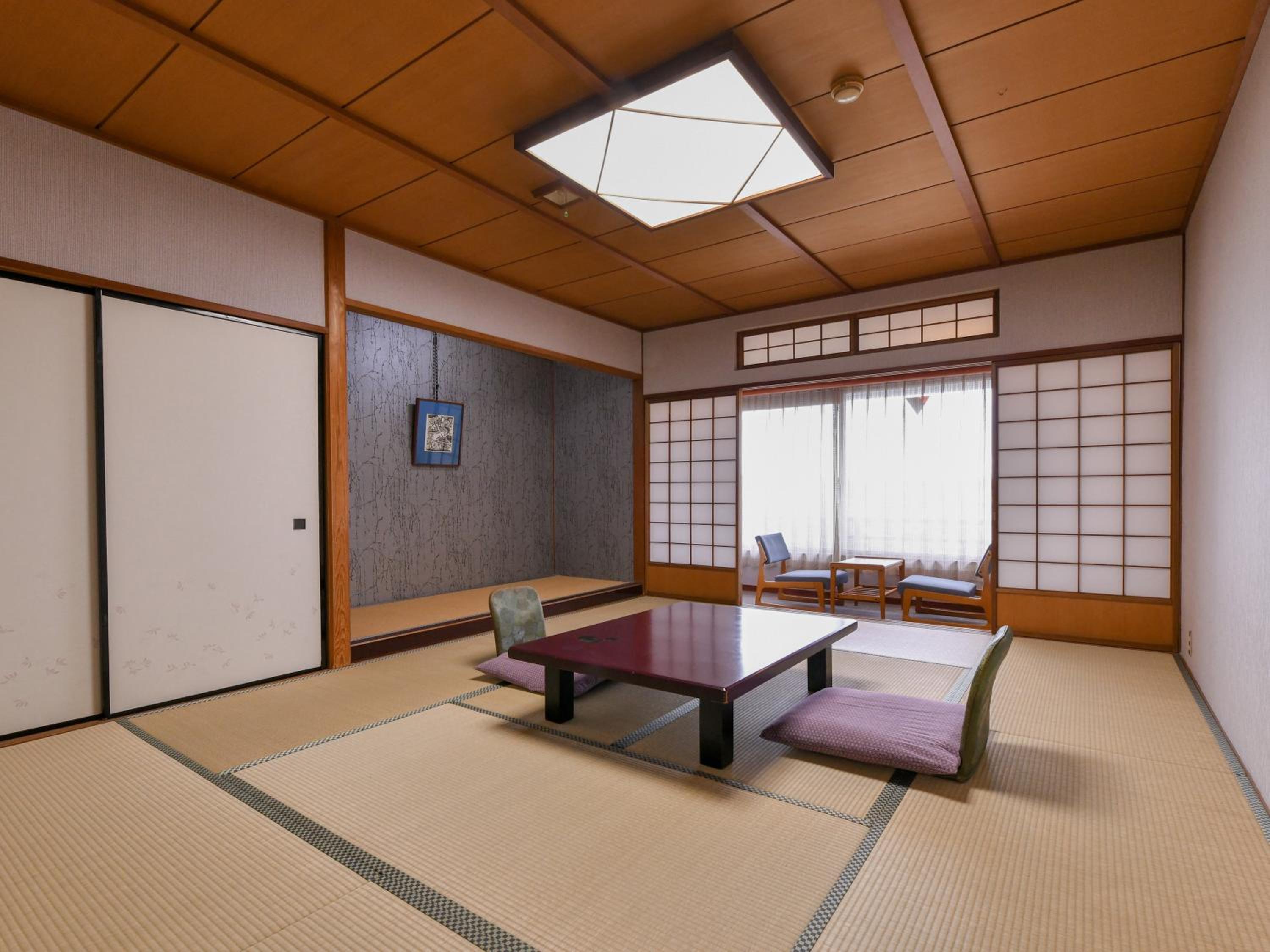 Japanese-Style Room