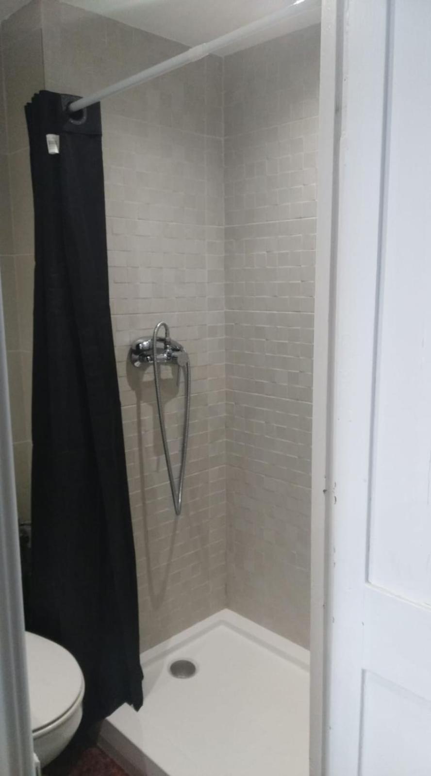 Studio Apartment - Photo 15