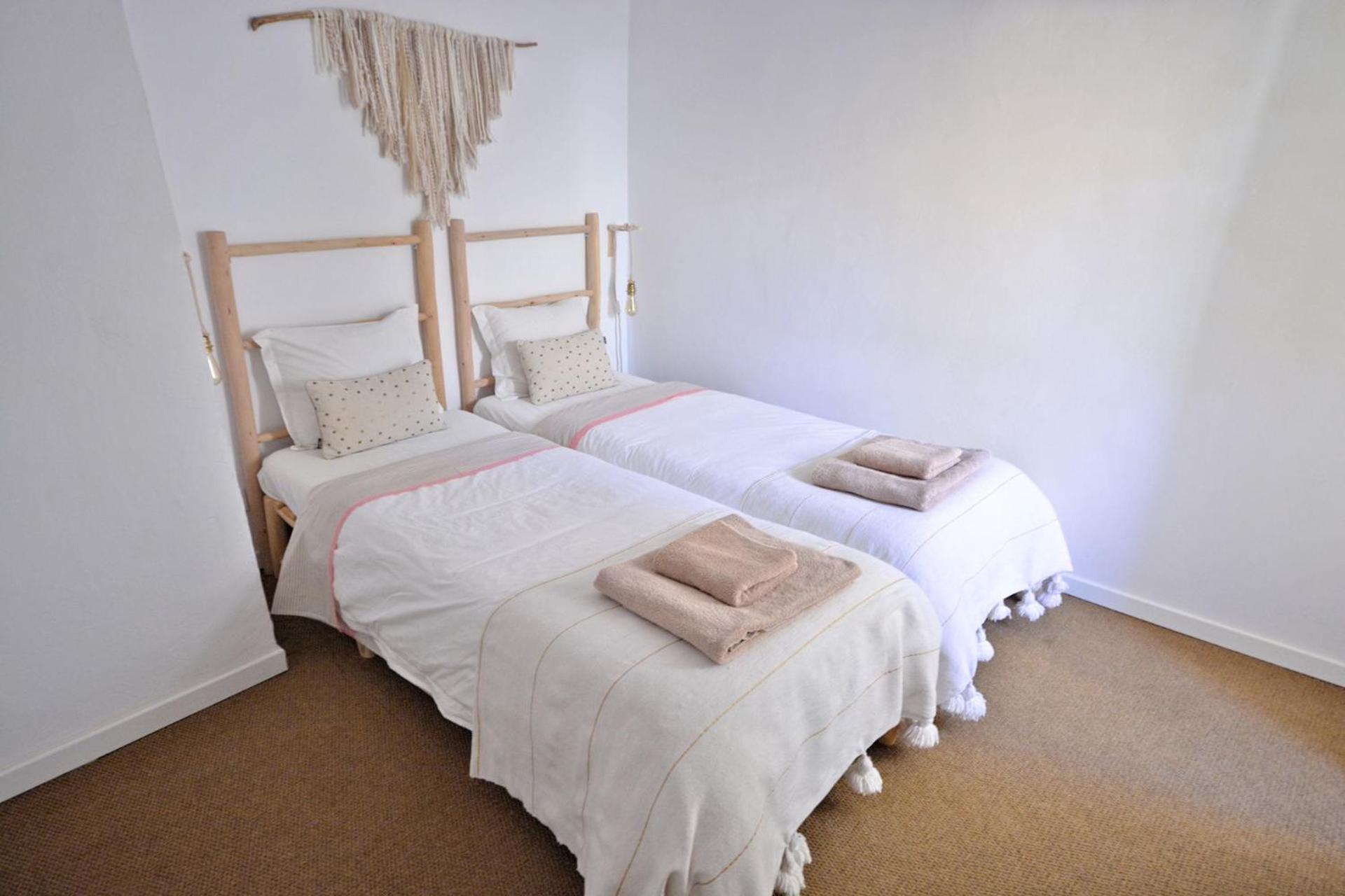 Double or Twin Room with Private External Bathroom - Photo 1