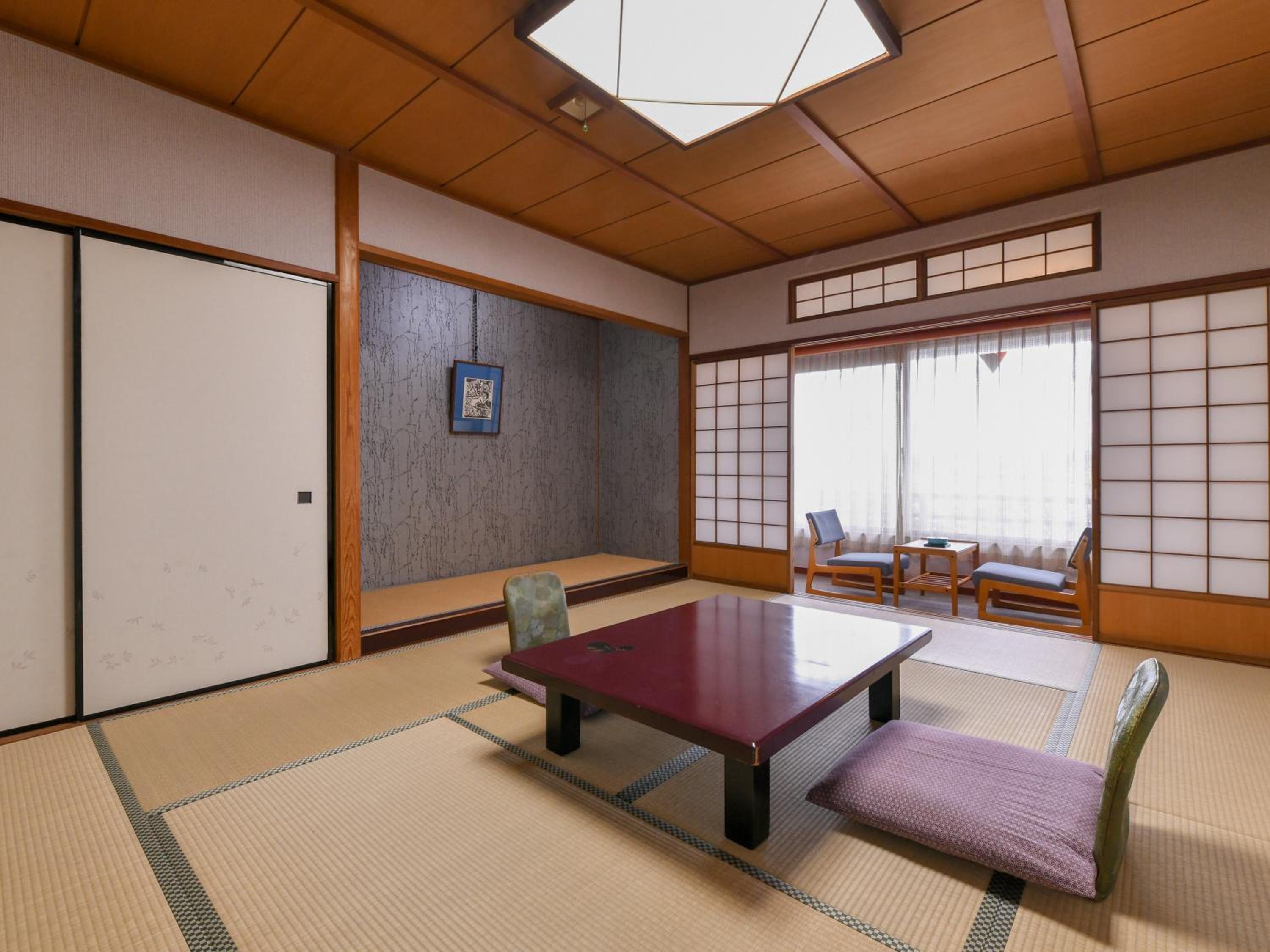 Japanese-Style Room
