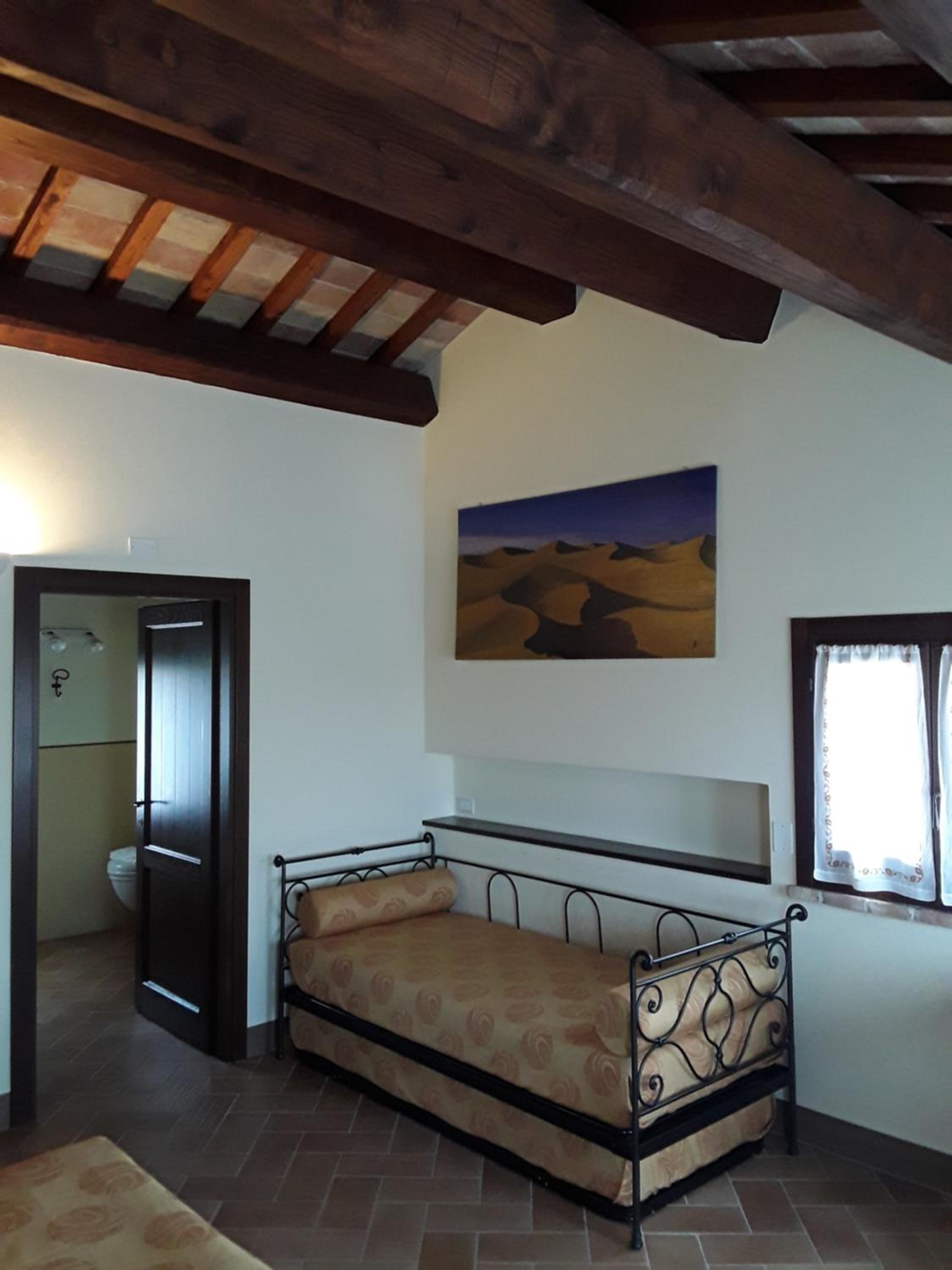 Double or Twin Room with Private Bathroom - Photo 1