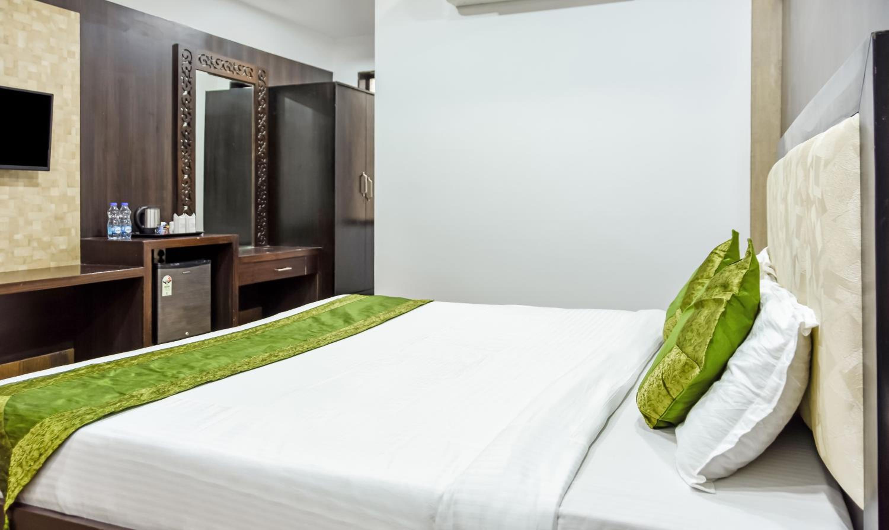 Standard Room - Photo 7