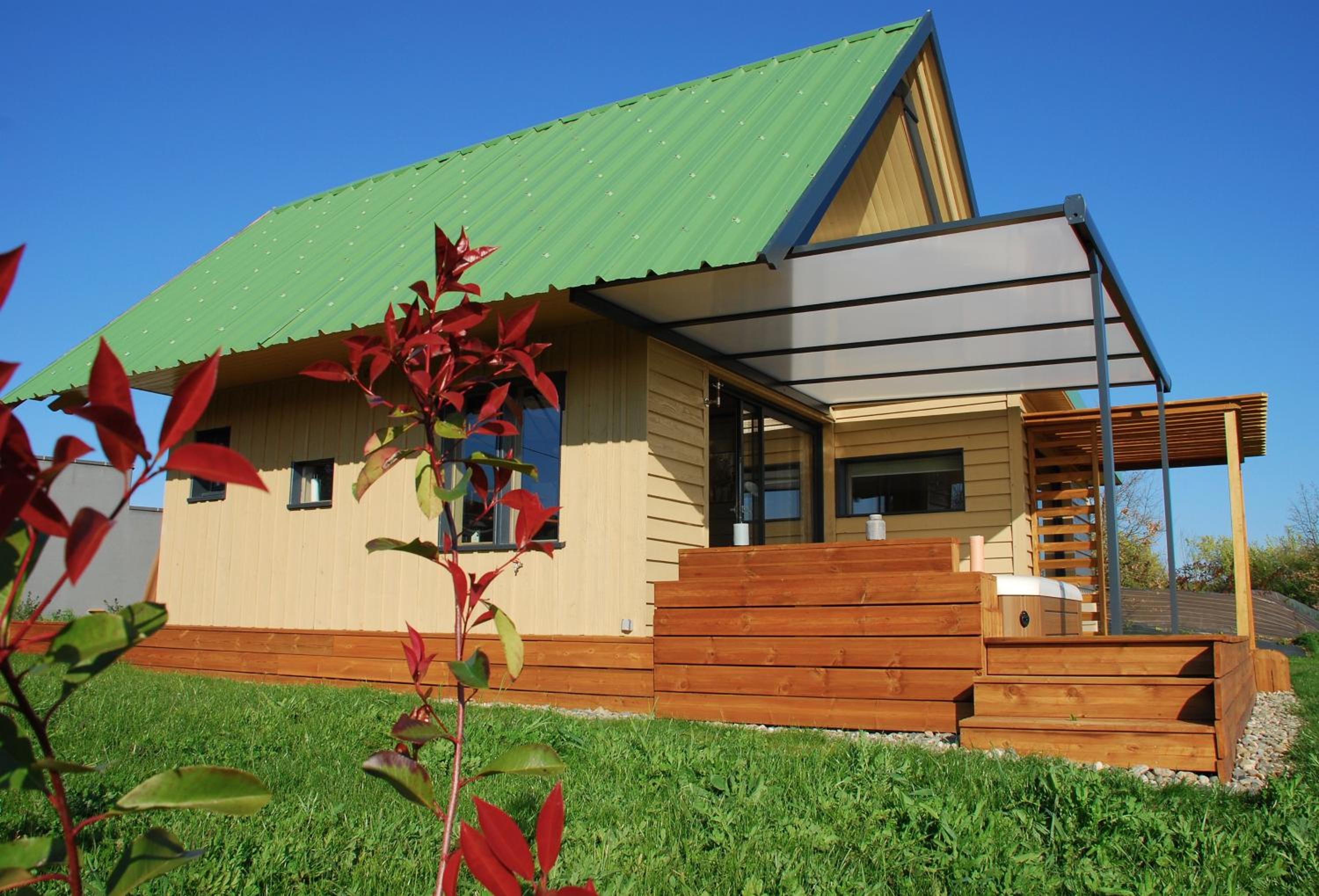 Suite with Hot Tub photo 2